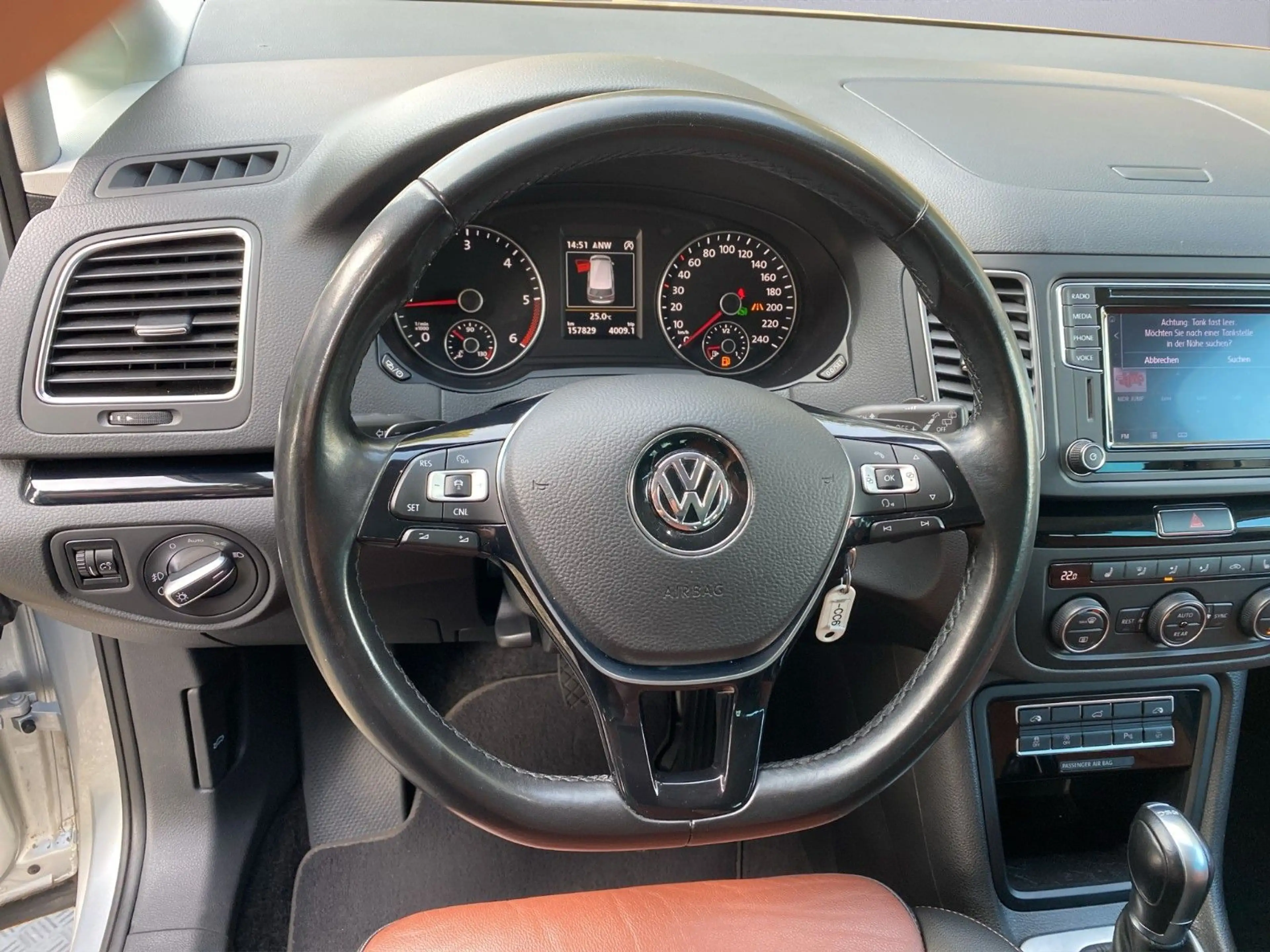 Volkswagen Sharan HighlineBlackStyle*Leder*ACC*Ahk*Xenon*Nav — photo 10