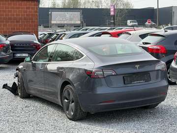 Model 3 44 kWh Standard Plus- Accidenté - Roulante