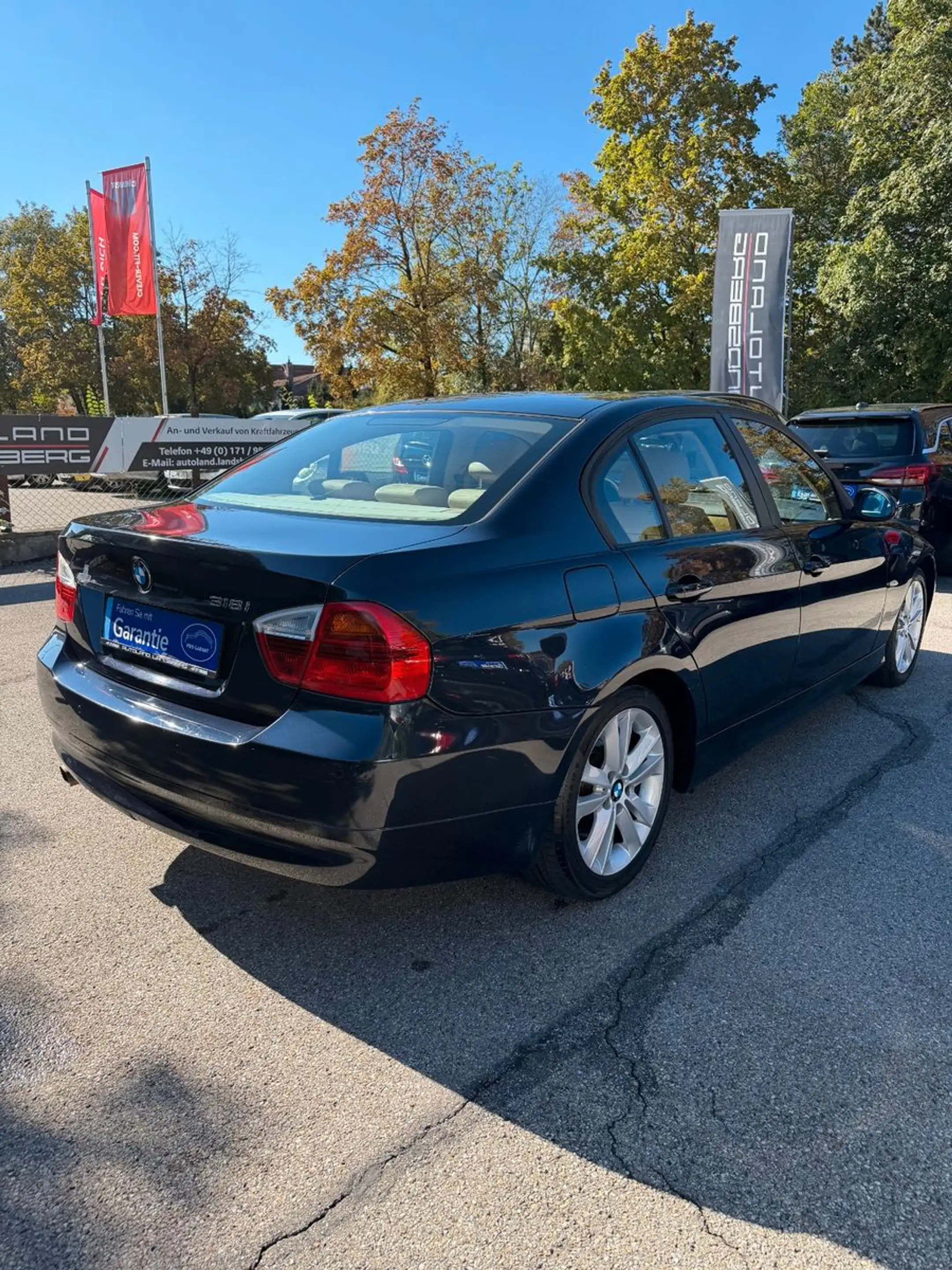 BMW 318 i LIM. *AUTOMATIK*TEMPO*LEDER*PDC*TÜV/NEU* — photo 7