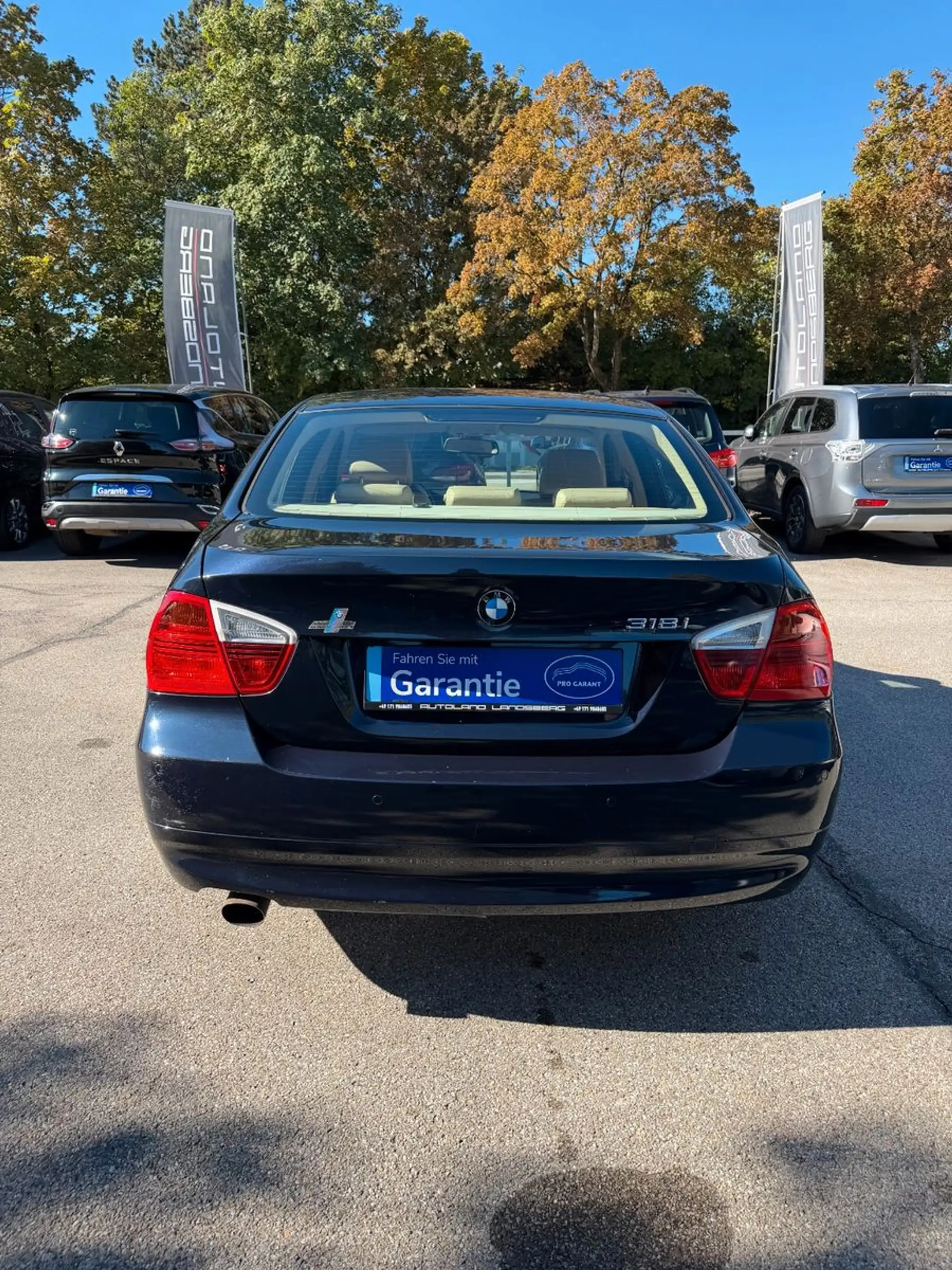 BMW 318 i LIM. *AUTOMATIK*TEMPO*LEDER*PDC*TÜV/NEU* — photo 6