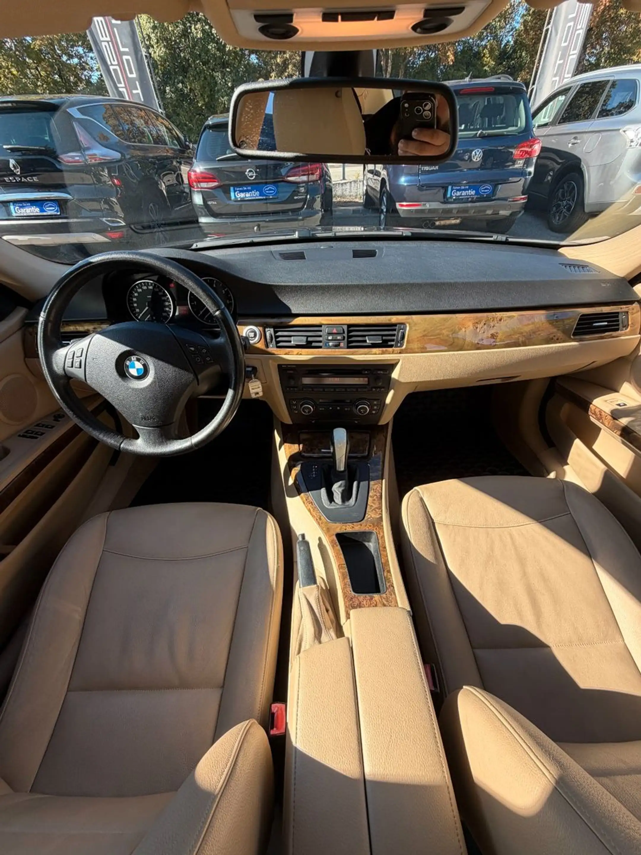 BMW 318 i LIM. *AUTOMATIK*TEMPO*LEDER*PDC*TÜV/NEU* — photo 13