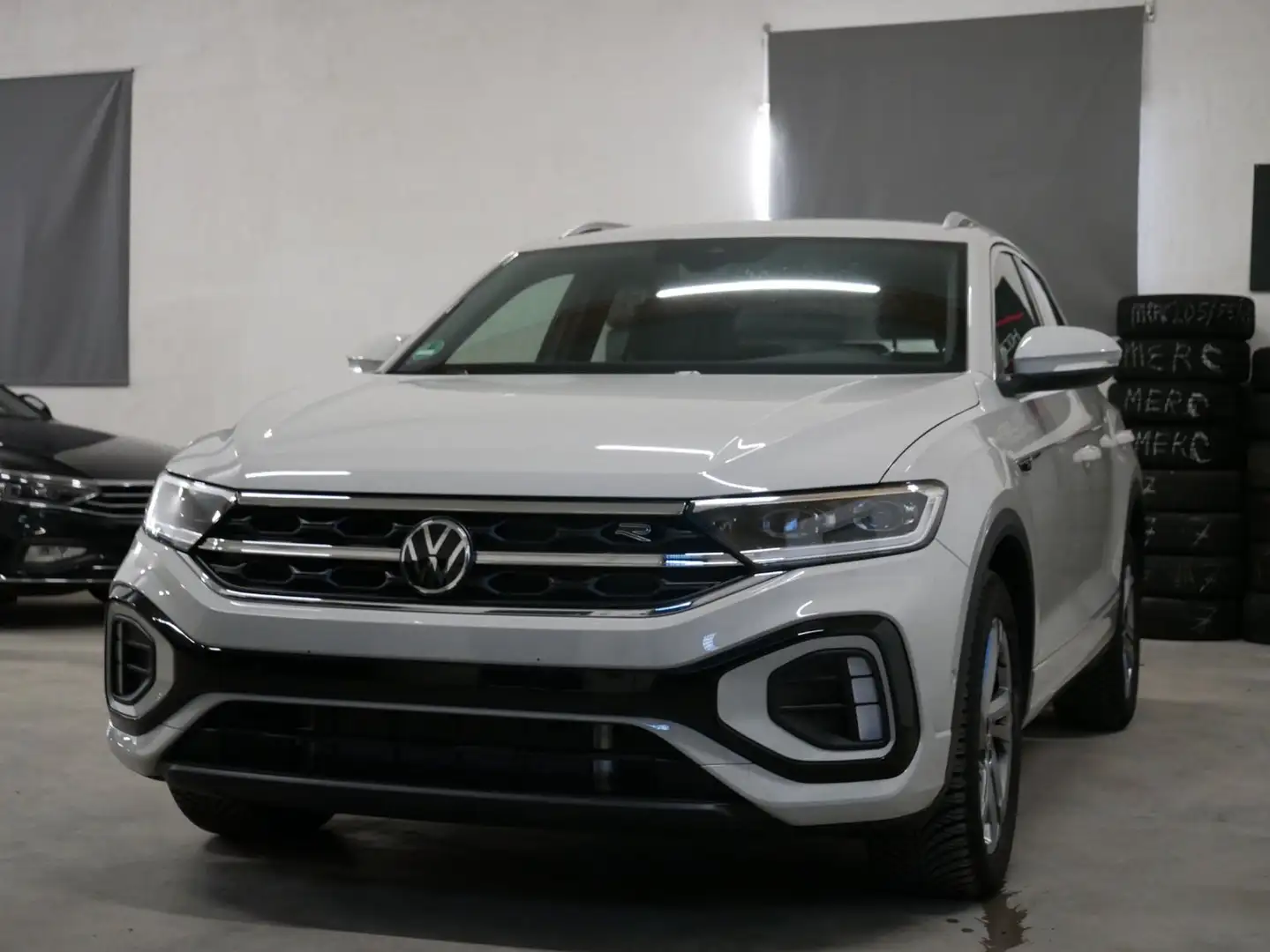 Volkswagen T-Roc R-Line R-KAM ACC LED EURO6e CARPLAY Grau - 1