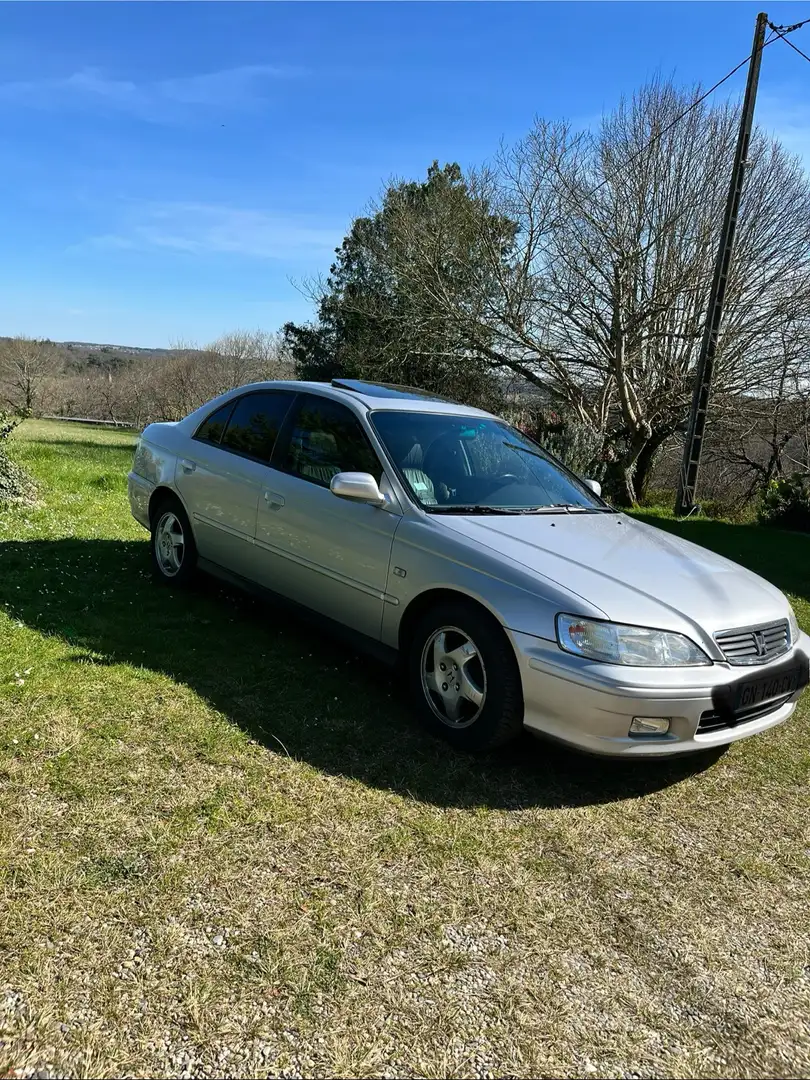 Honda Accord 2.0i ES Innova A - 1