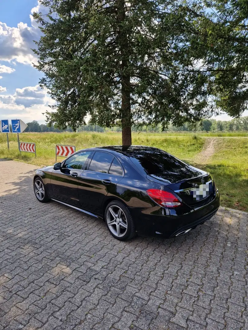 Mercedes-Benz C 200 AMG Line Schwarz - 2