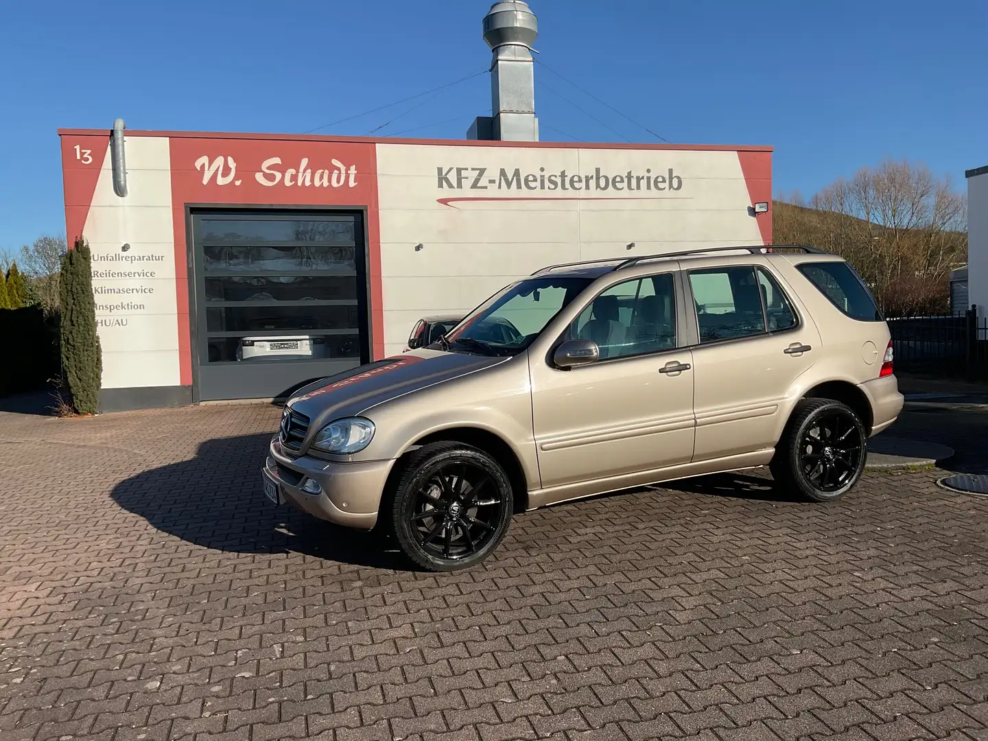 Mercedes-Benz ML 350 M-Klasse Bronze - 1