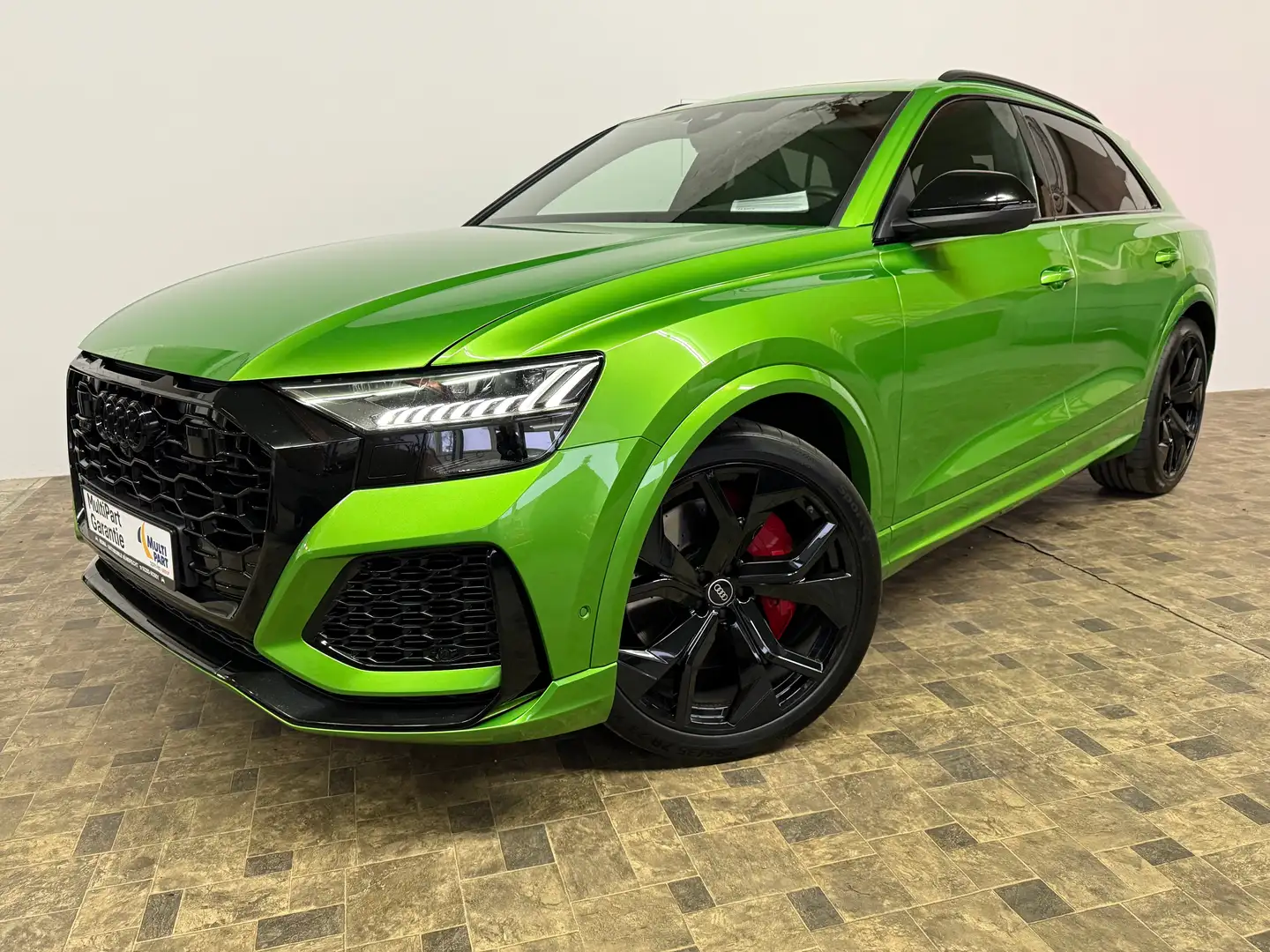 Audi Q8 4.0 TFSI quattro, Massage, Matrix, 23"Alu, Pano Grün - 2