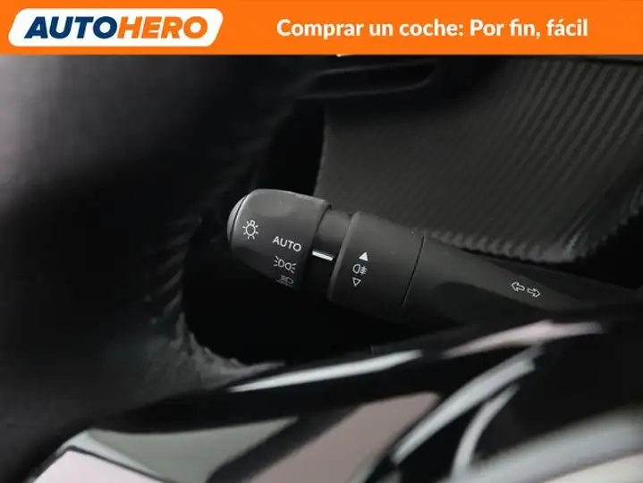 Peugeot 208 2021, foto 29