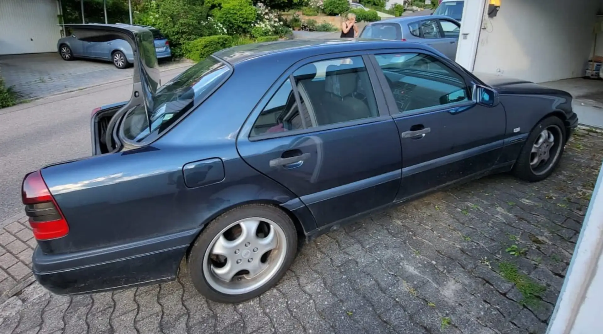 Mercedes-Benz C 230 Schwarz - 2