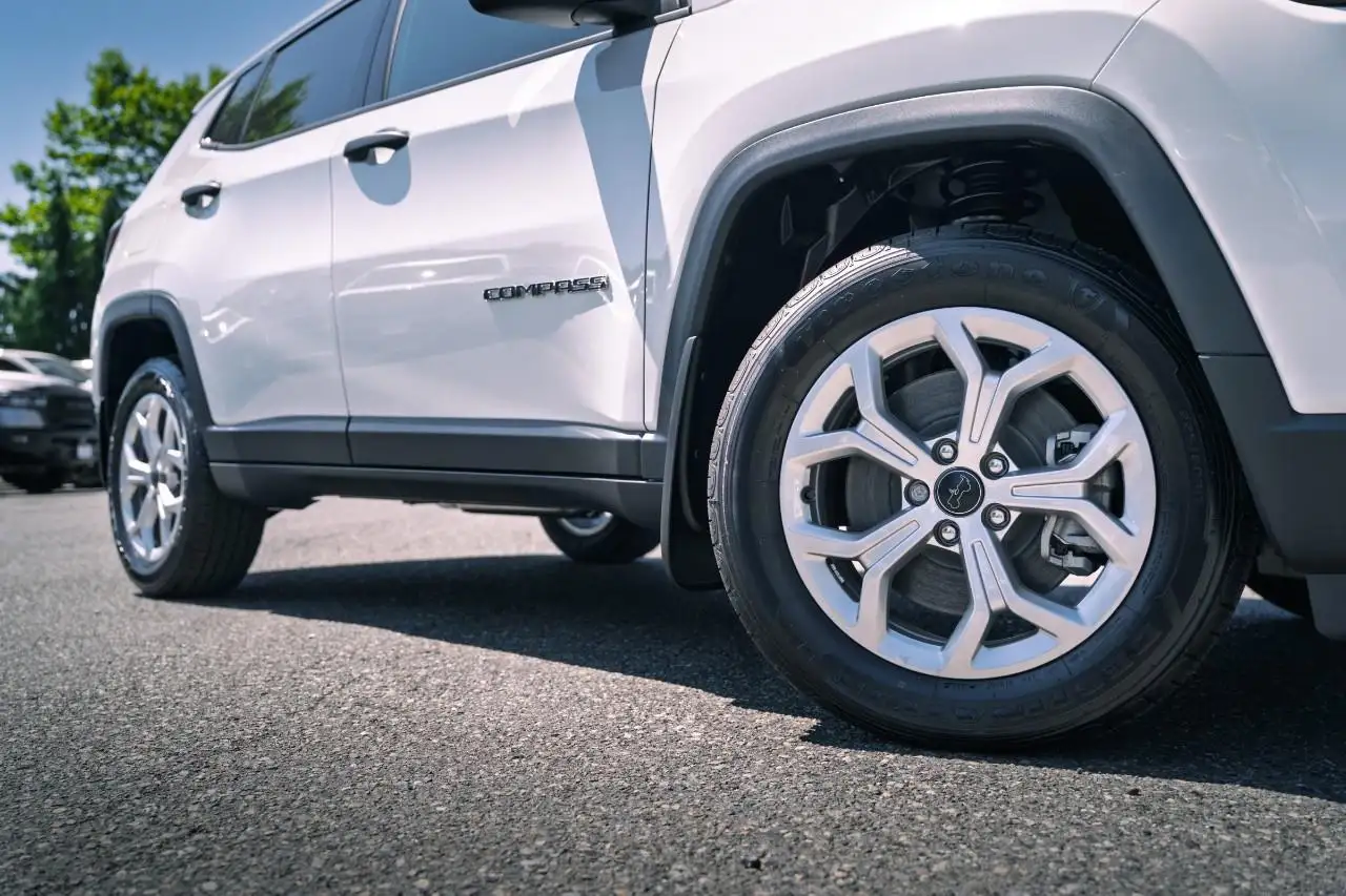 Jeep Compass снимка Jeep Compass