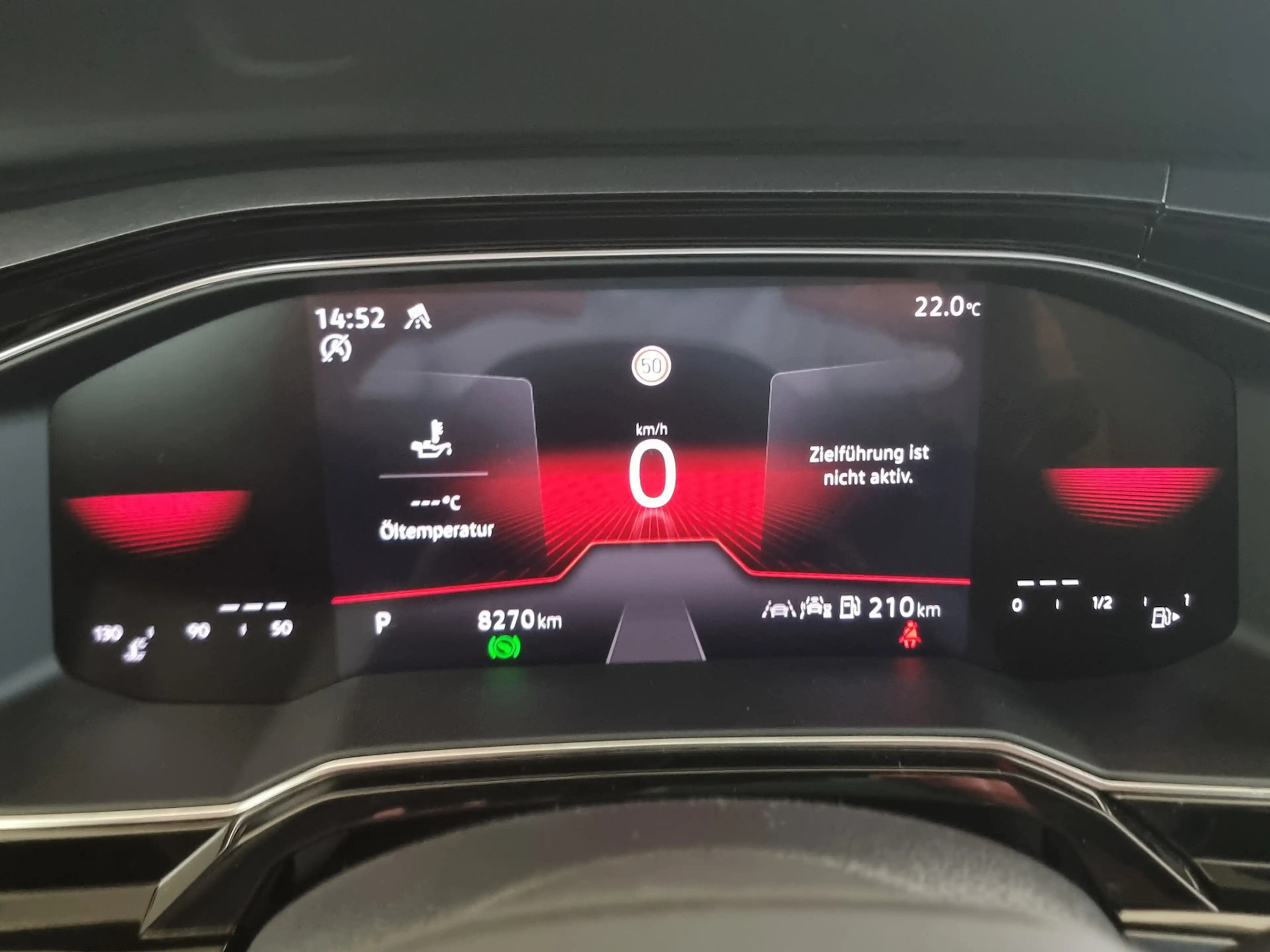 Volkswagen Polo GTI 2.0 TSI DSG Matrix-LED ACC APP SHZ DAB — photo 14