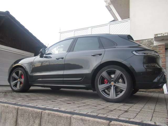 Imagine Porsche Macan Macan GTS PDK