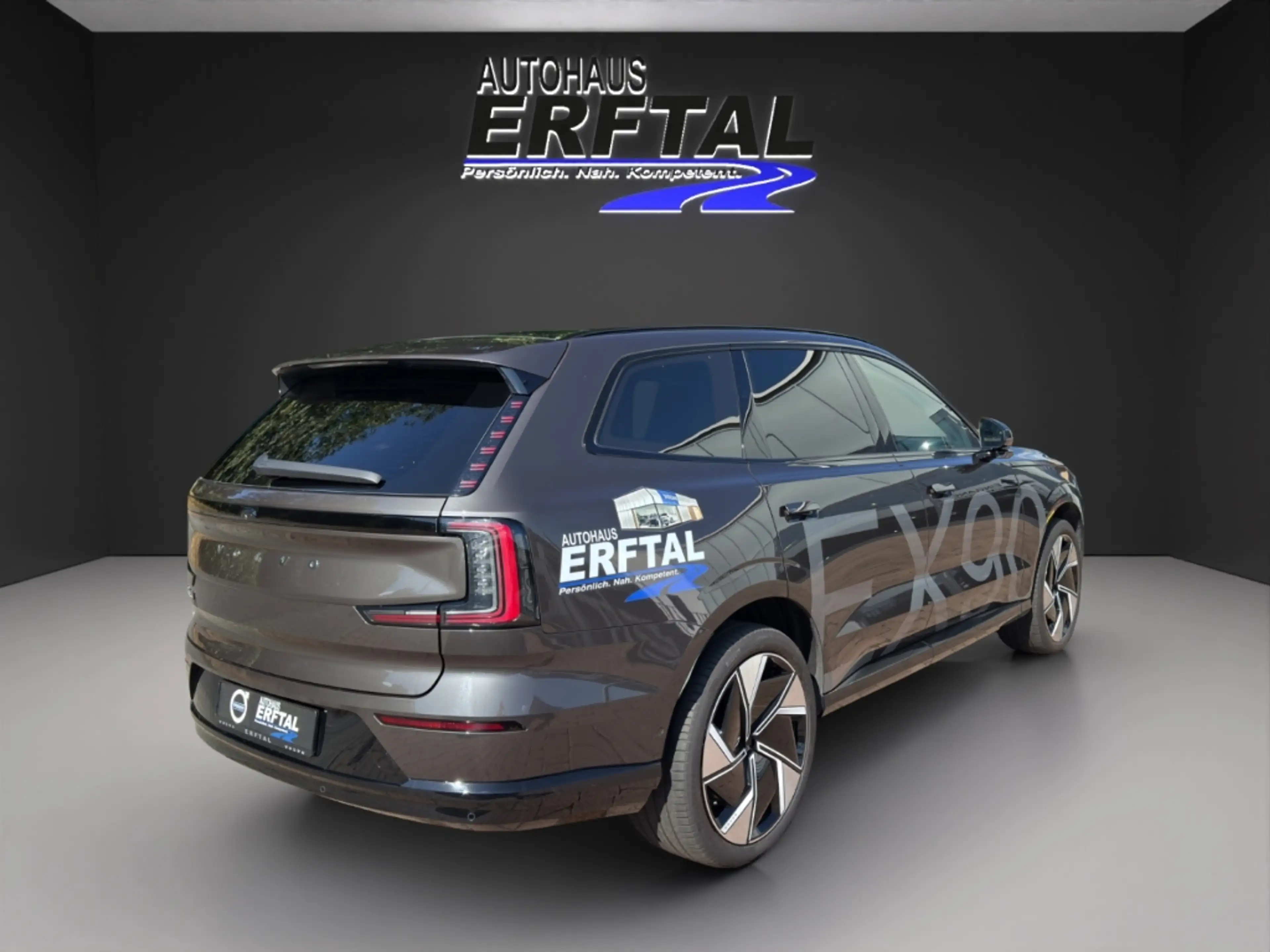 Volvo EX90 Twin Motor Ultra Pure Electric AWD 7-Sitzer HUD St — photo 6