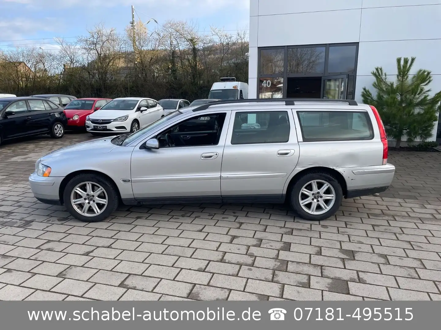 Volvo V70 Kombi 2.4 Kinetic Klima AHK TÜV 11-2026 Plateado - 2