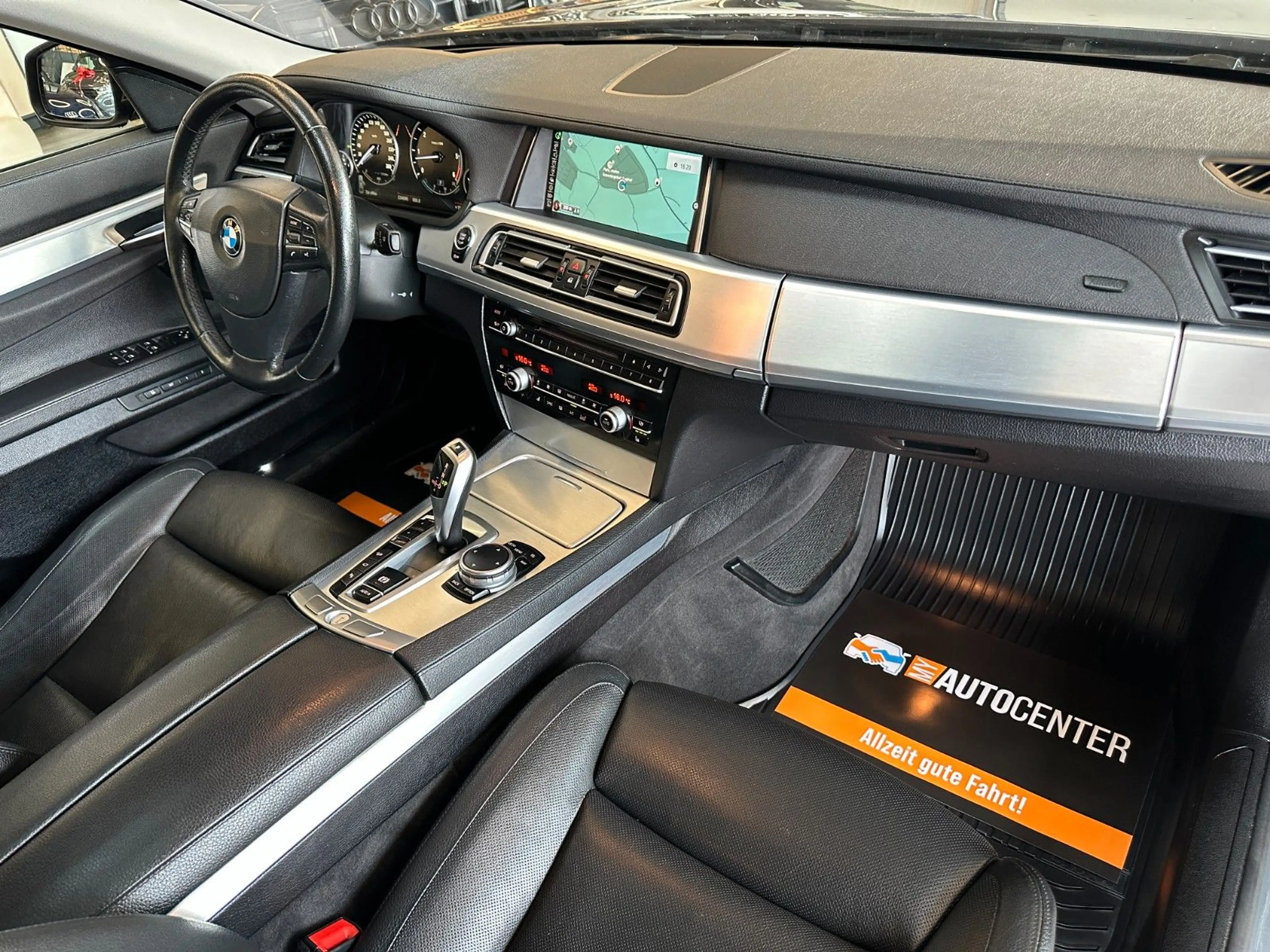 BMW 740 d xDrive *HeadUP*KomfortSitze*Vollauss.* — photo 9
