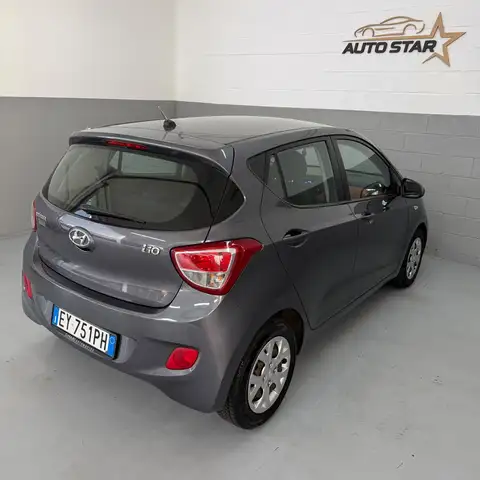 Hyundai I10 view 5