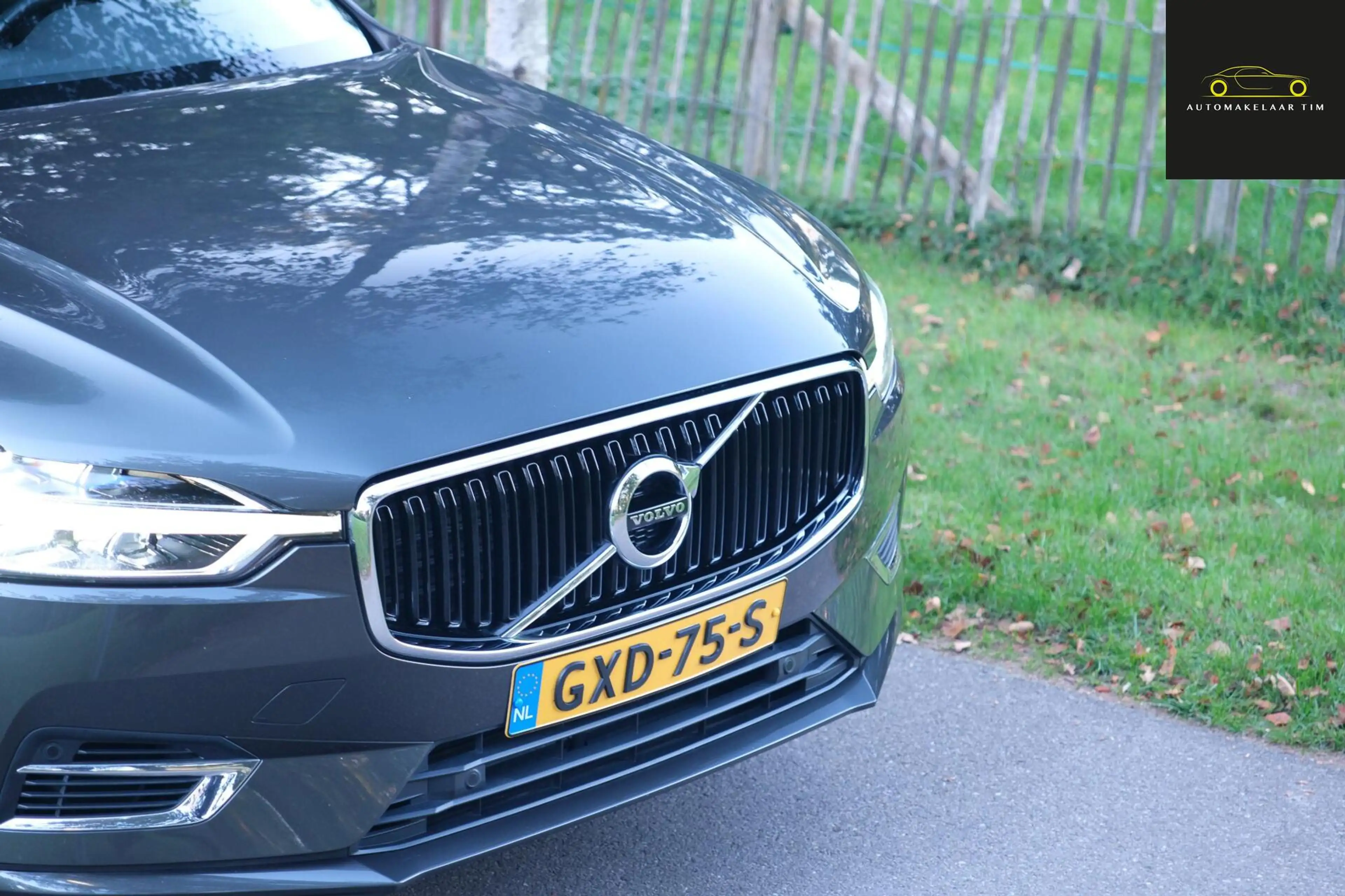 Volvo XC60 2.0 T8 Twin Engine AWD Momentum Pro — photo 6