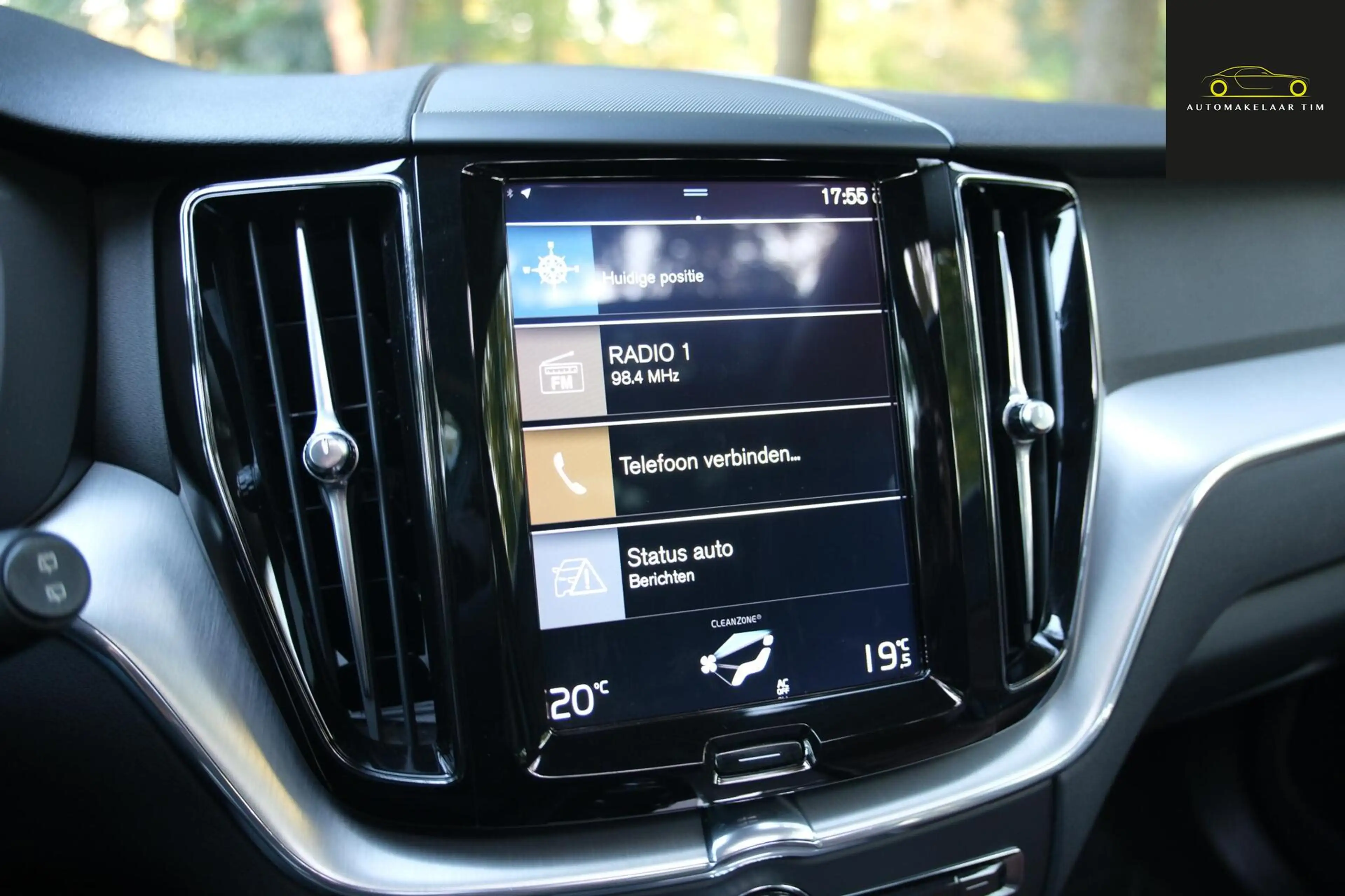 Volvo XC60 2.0 T8 Twin Engine AWD Momentum Pro — photo 48