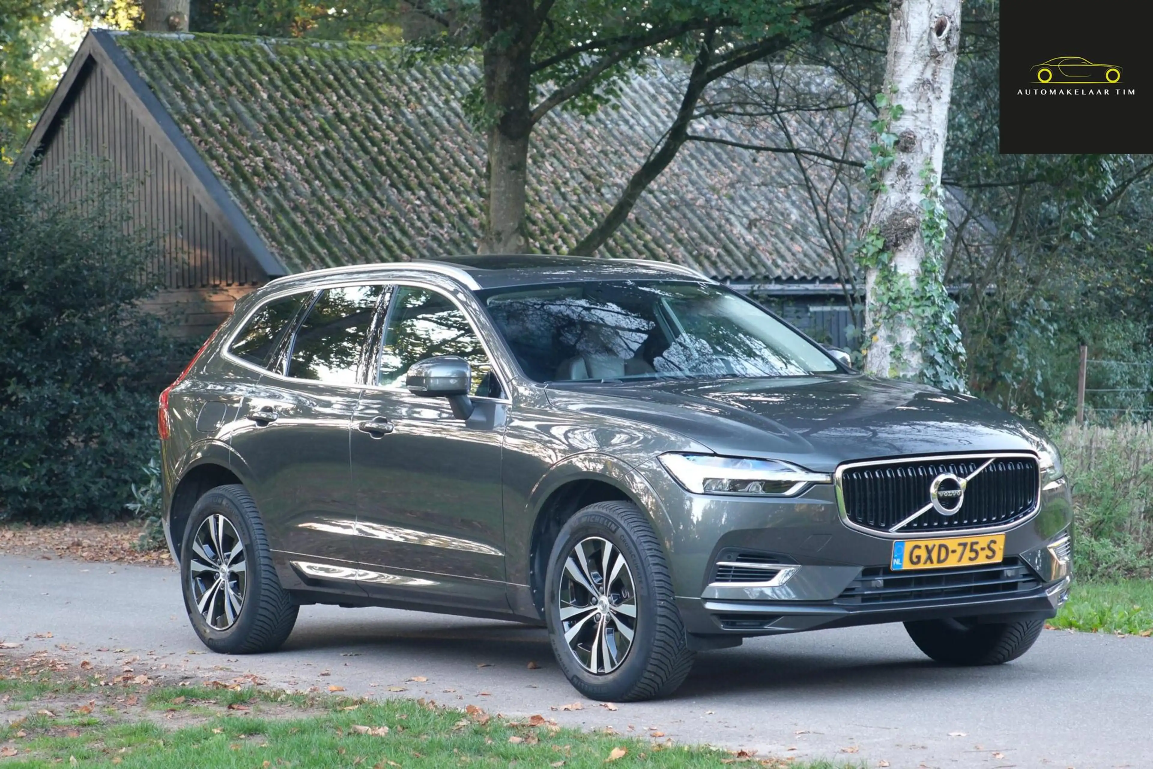 Volvo XC60 2.0 T8 Twin Engine AWD Momentum Pro — photo 5
