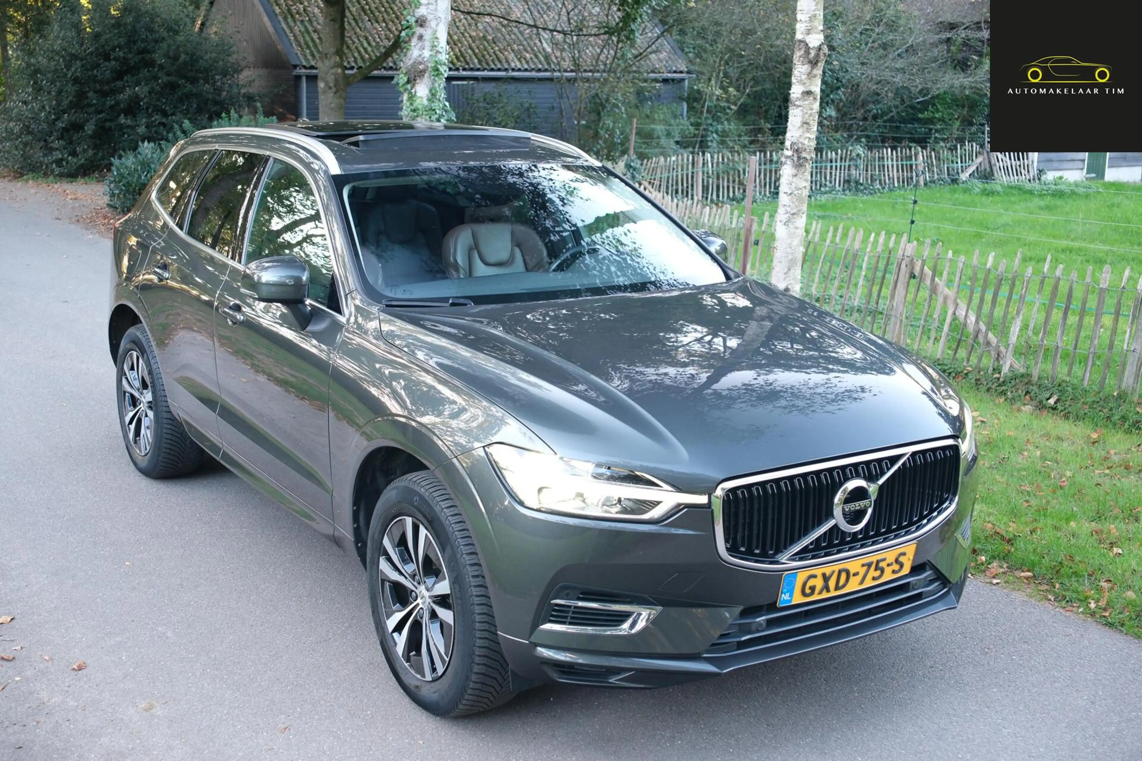 Volvo XC60 2.0 T8 Twin Engine AWD Momentum Pro — photo 7
