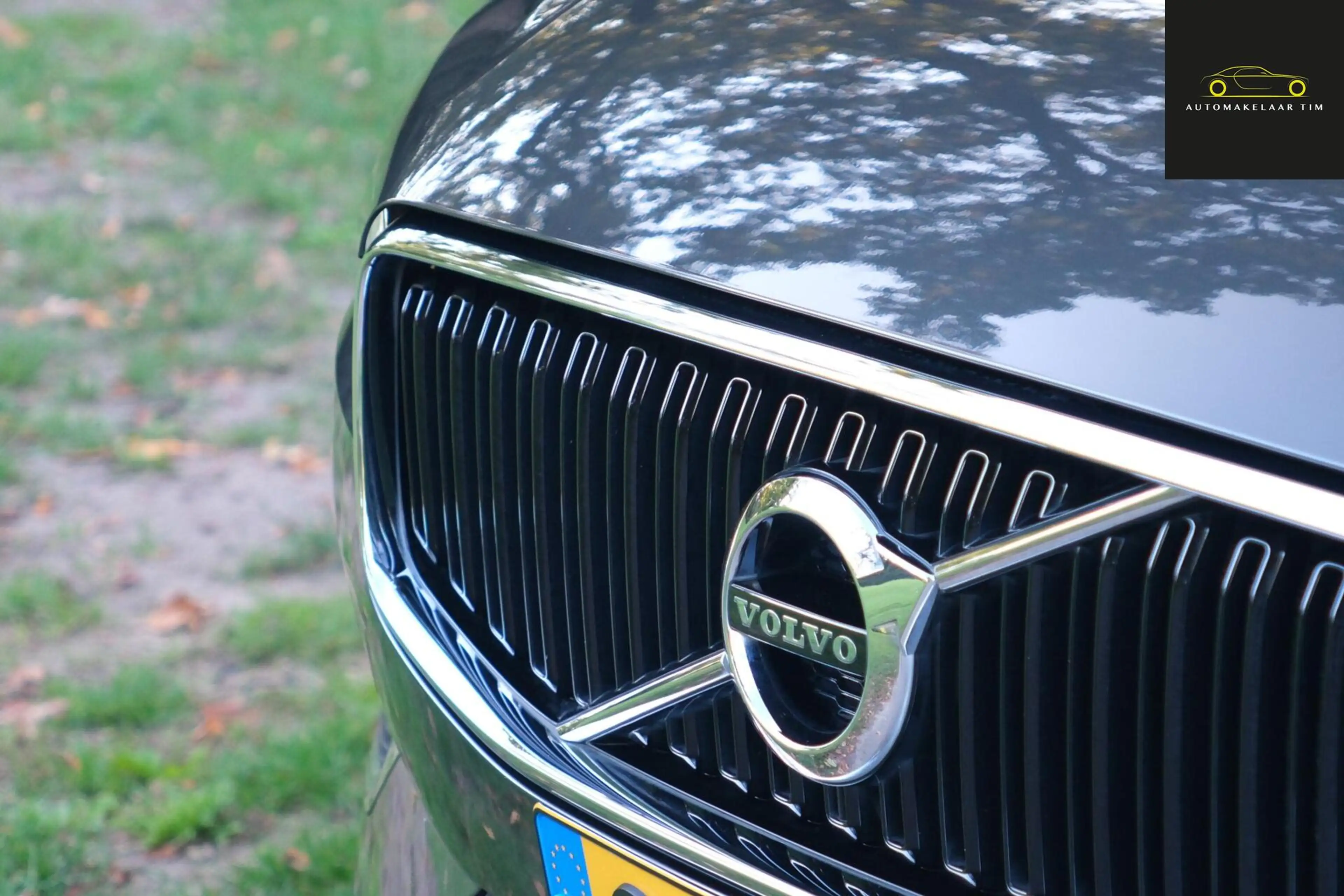 Volvo XC60 2.0 T8 Twin Engine AWD Momentum Pro — photo 15