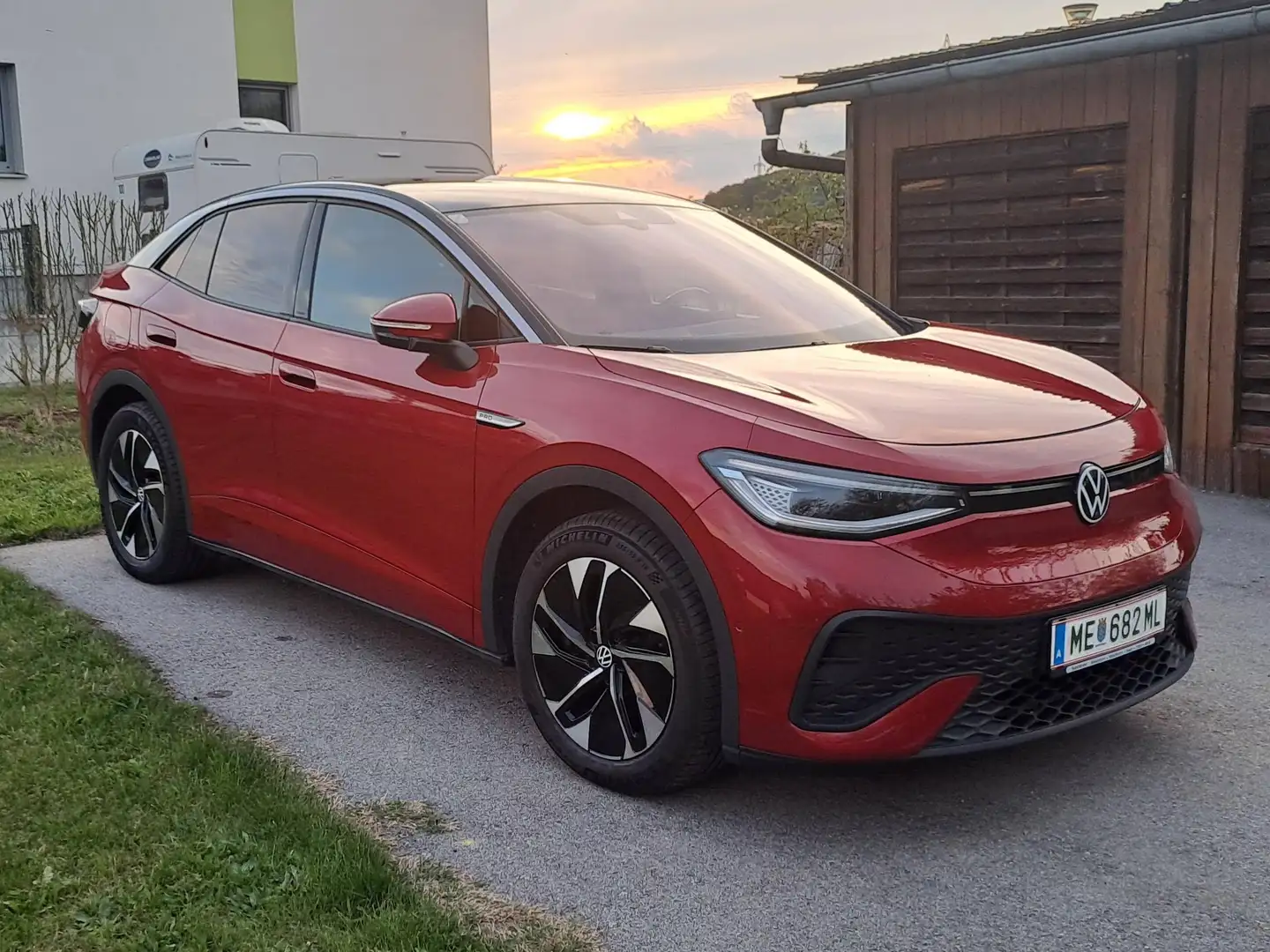 Volkswagen ID.5 ID.5 Pro 128kW / 77kWh Pro Rot - 1