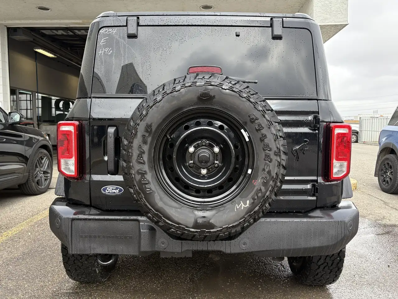 Ford Bronco снимка Ford Bronco