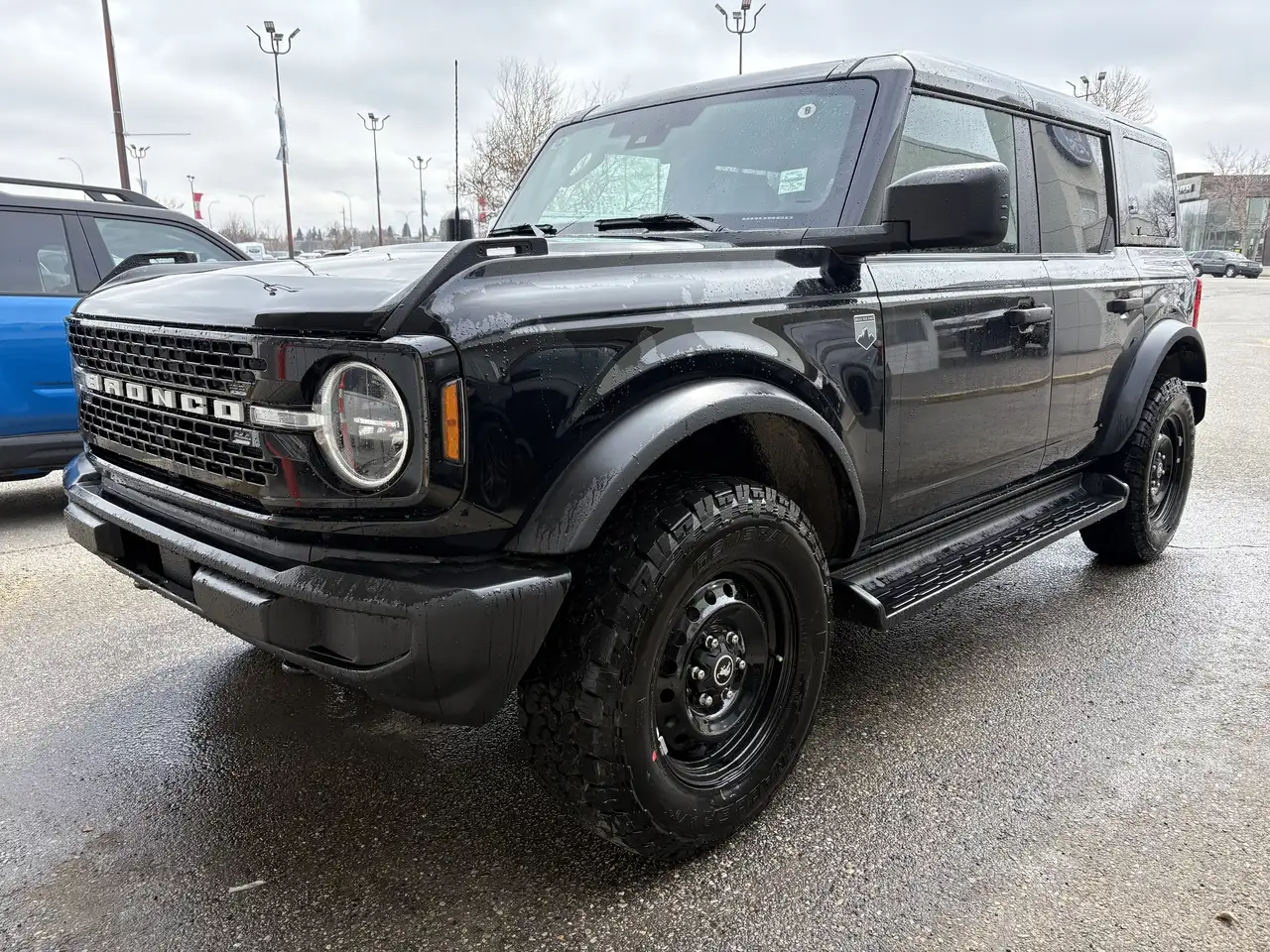 Ford Bronco снимка Ford Bronco