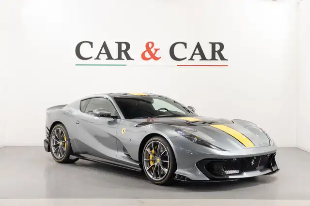 Ferrari 812 Competizione 6.5