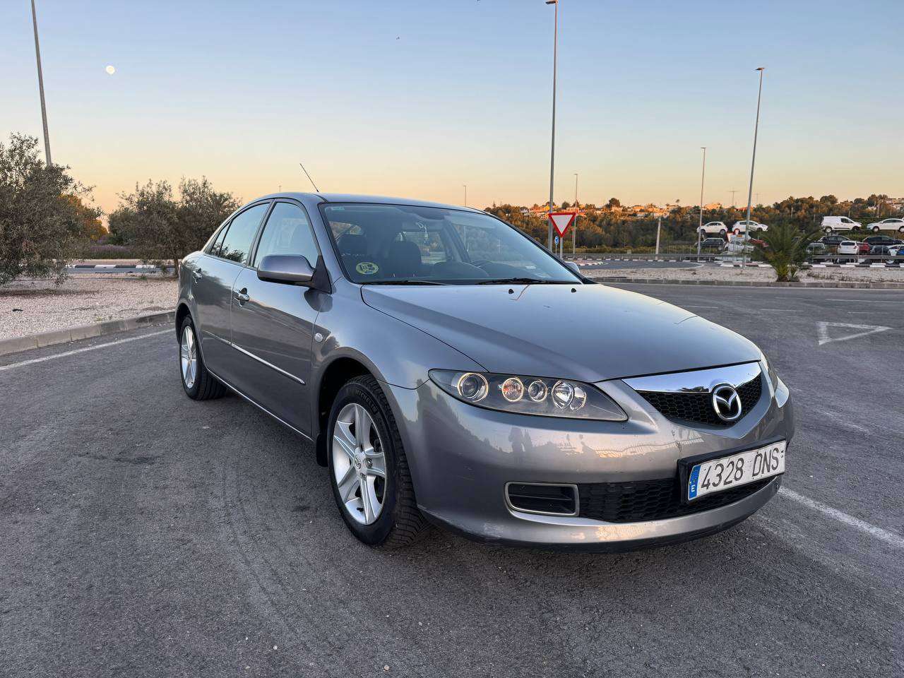 Mazda 6 1.8 Active - foto 1