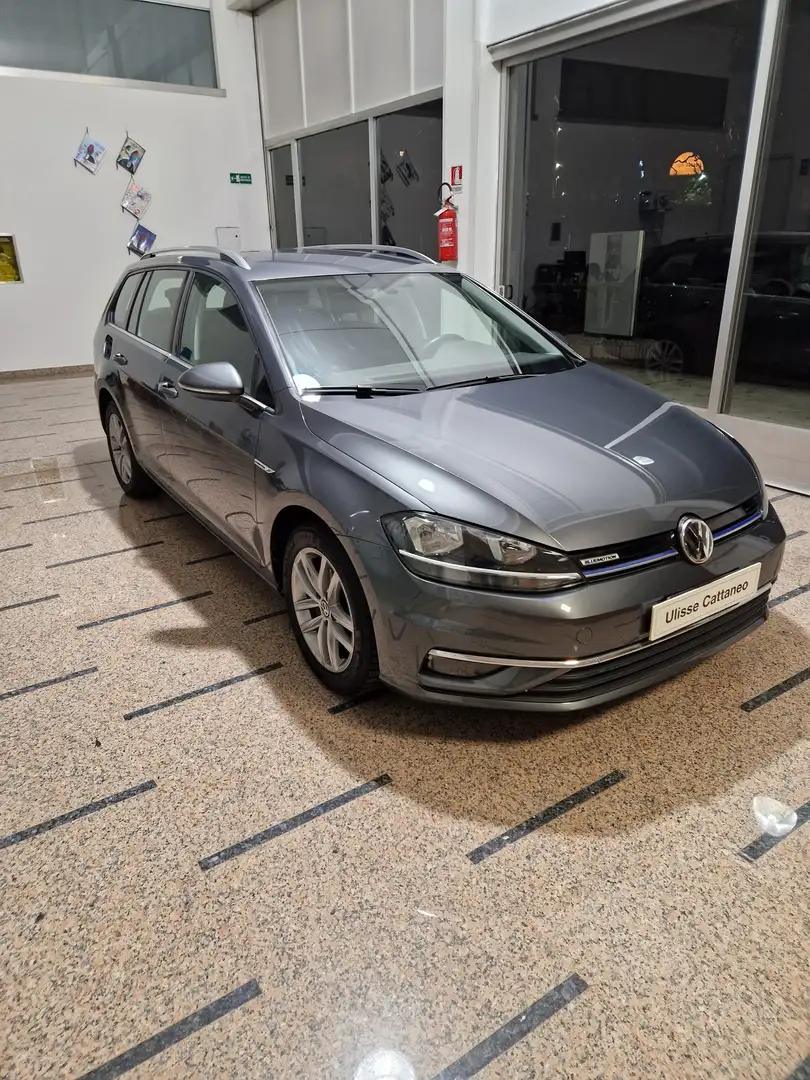 Volkswagen Golf Variant Golf Variant 1.5 tgi Executive 130cv dsg Grigio - 2
