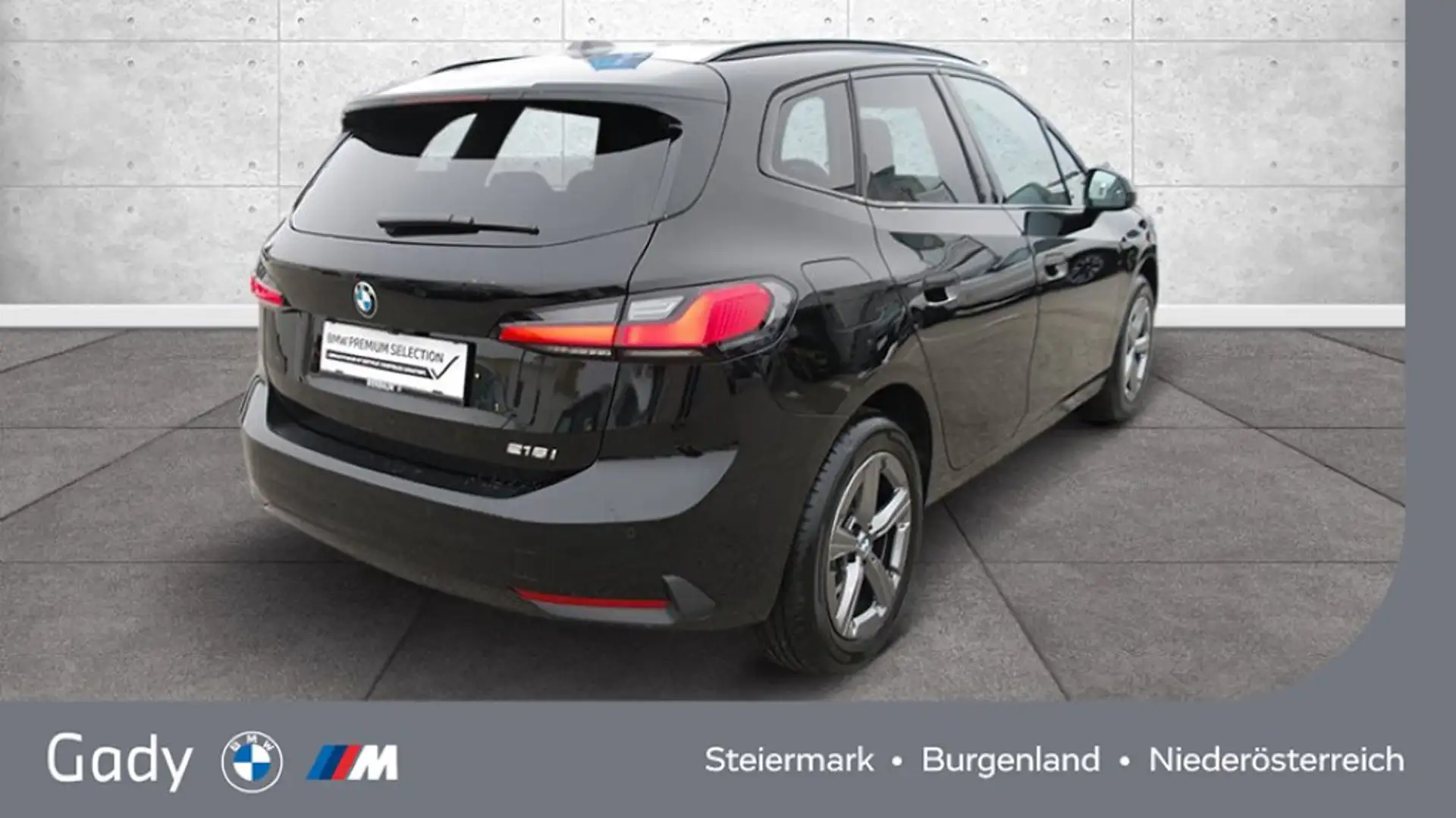 BMW 216 i Schwarz - 2