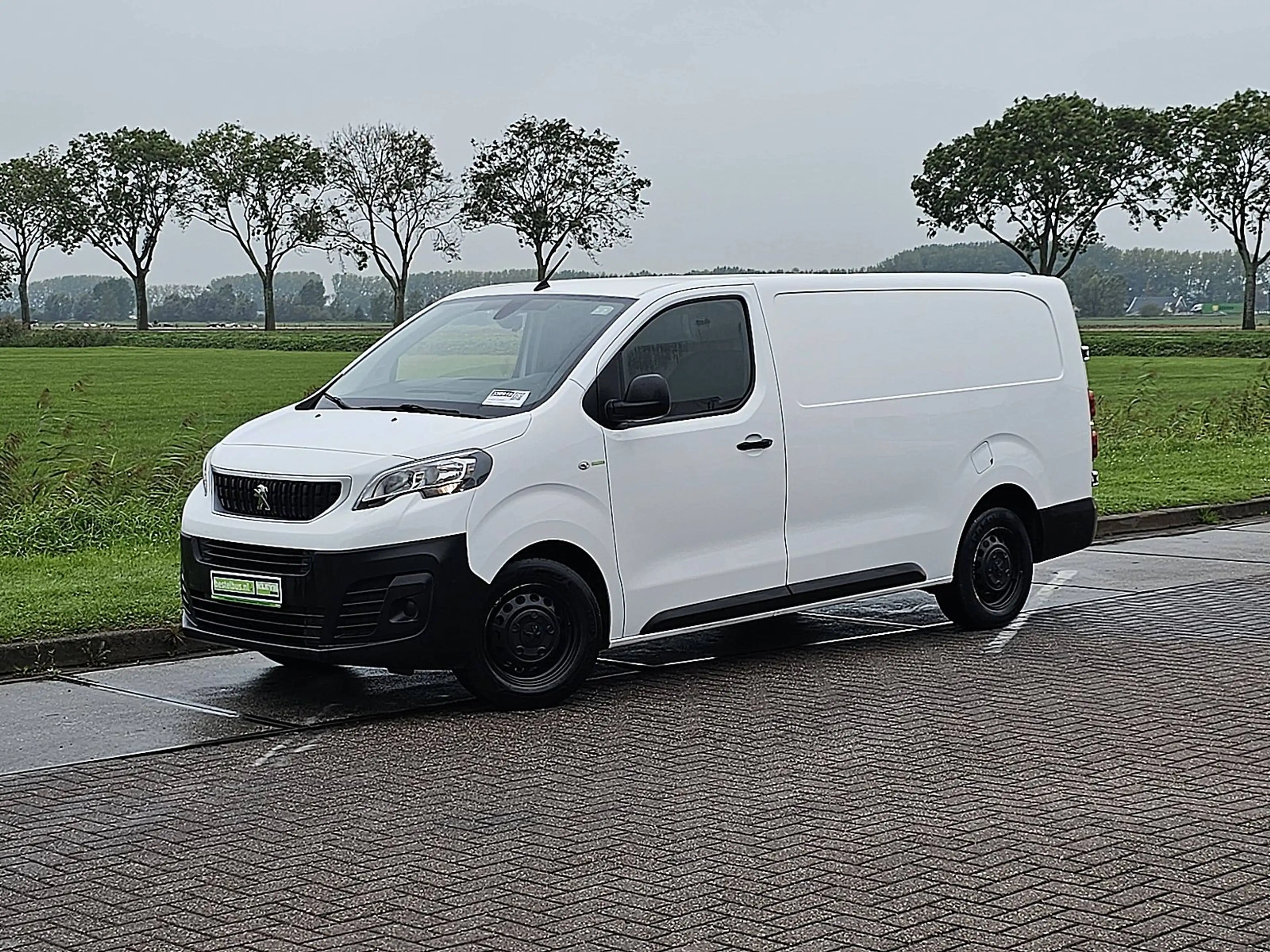 Peugeot Expert — photo 2
