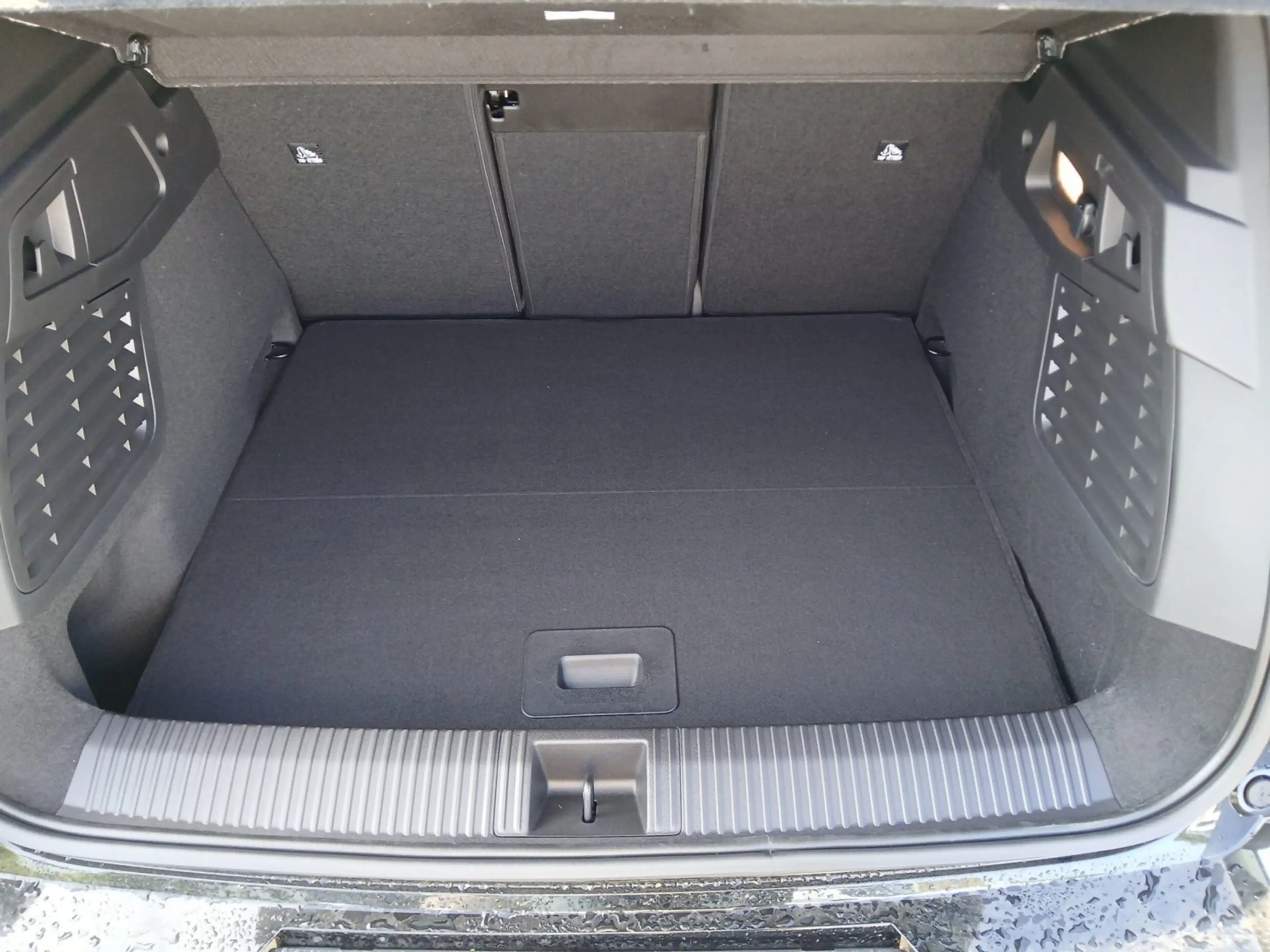 Renault Scenic SCENIC E-Tech Electric Iconic 220 PS long range — photo 9
