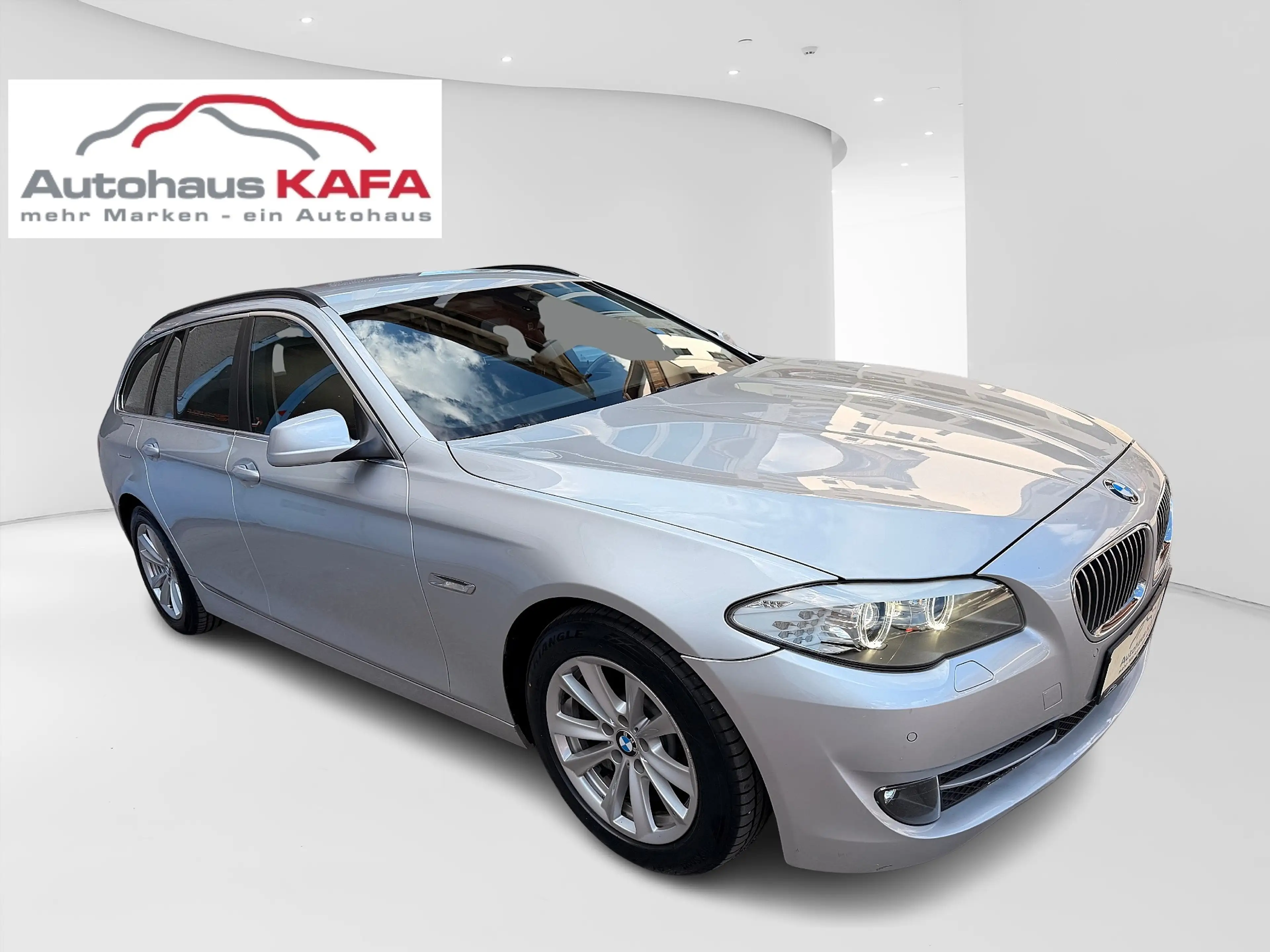 BMW 525 525 D ** LEDER/NAVI/SHZ/XENON** — photo 4