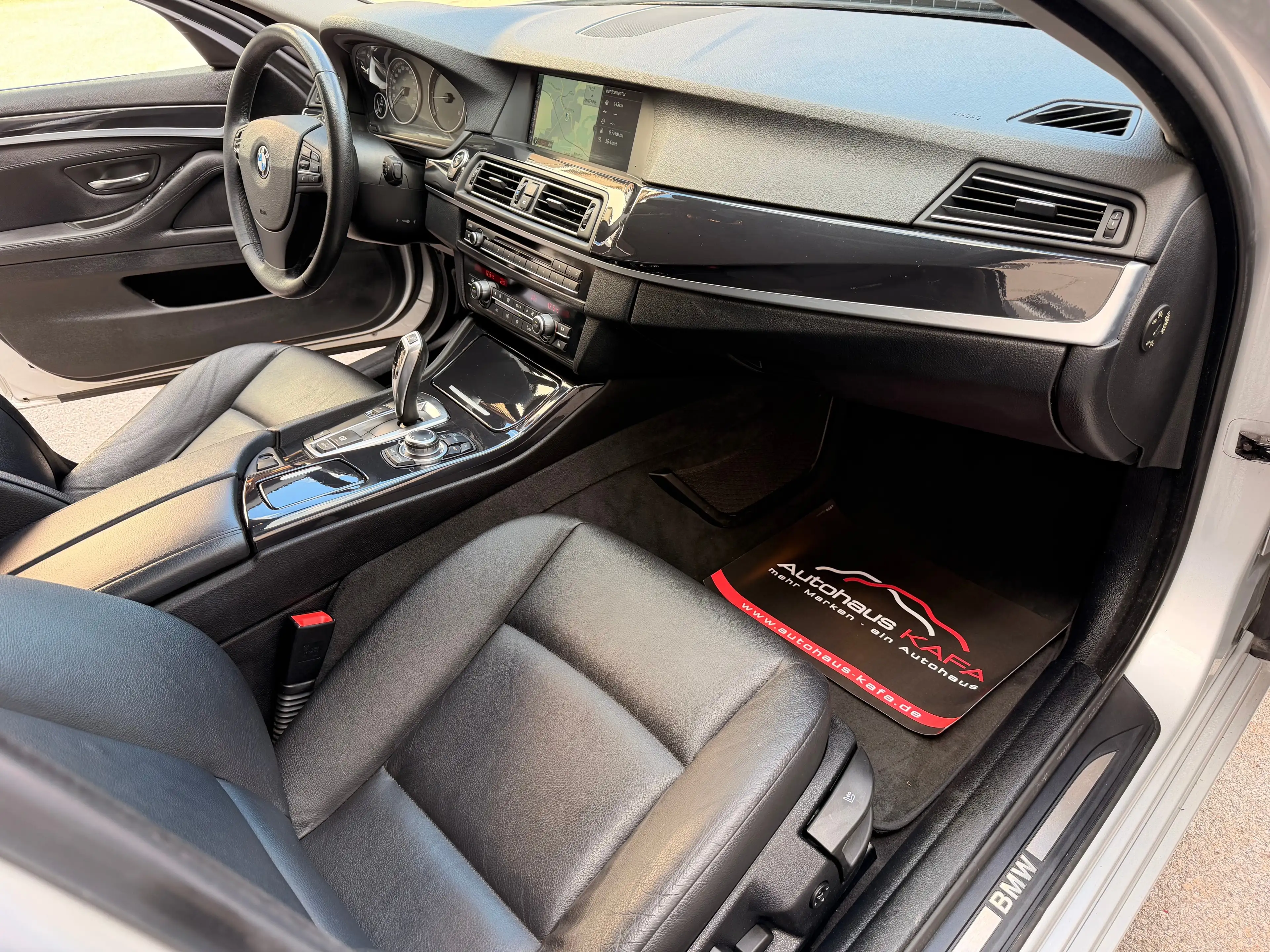 BMW 525 525 D ** LEDER/NAVI/SHZ/XENON** — photo 9