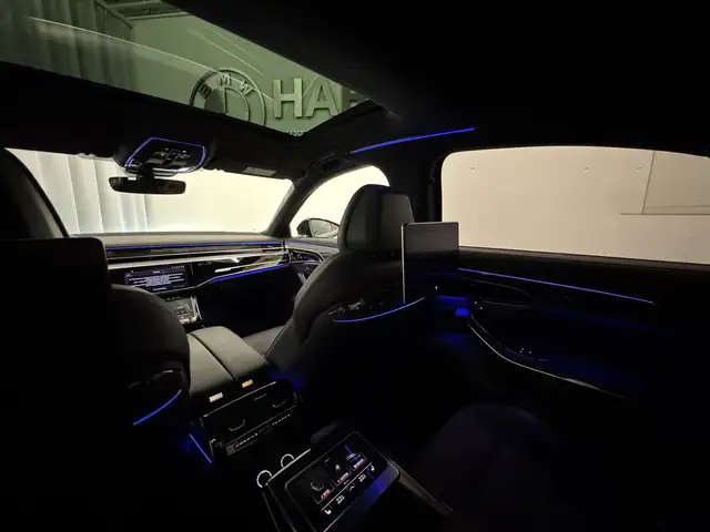 Audi A8 view 15