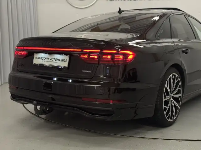 Audi A8 view 18