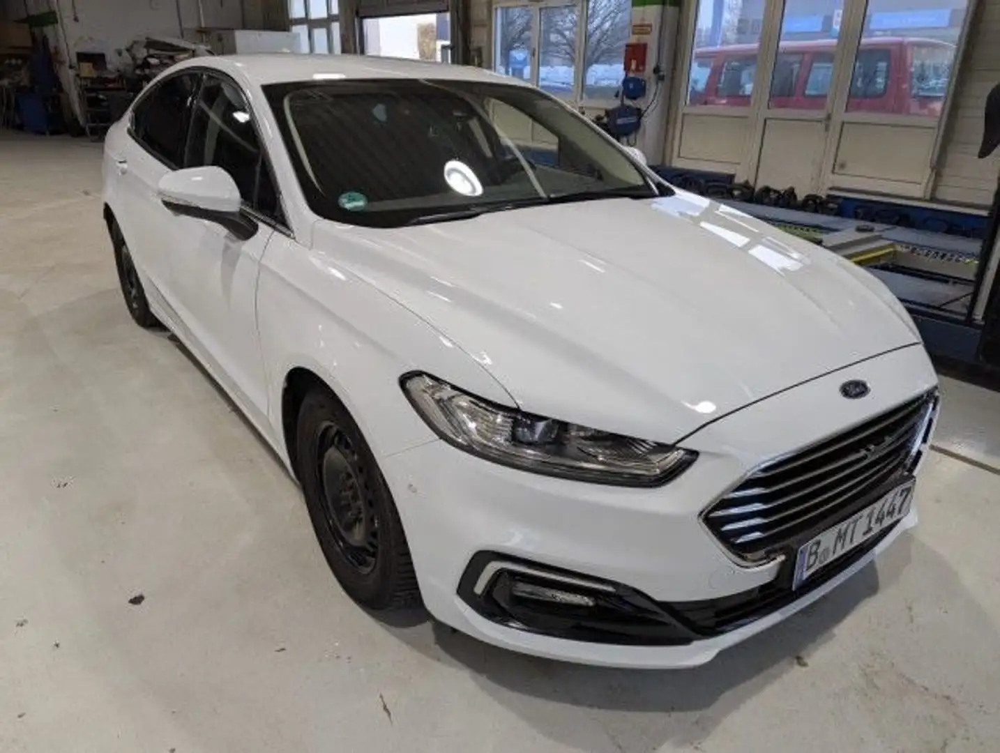 Ford Mondeo 2.0 Lim. Titanium LED NAVI ACC BLIS AHK Blanc - 1