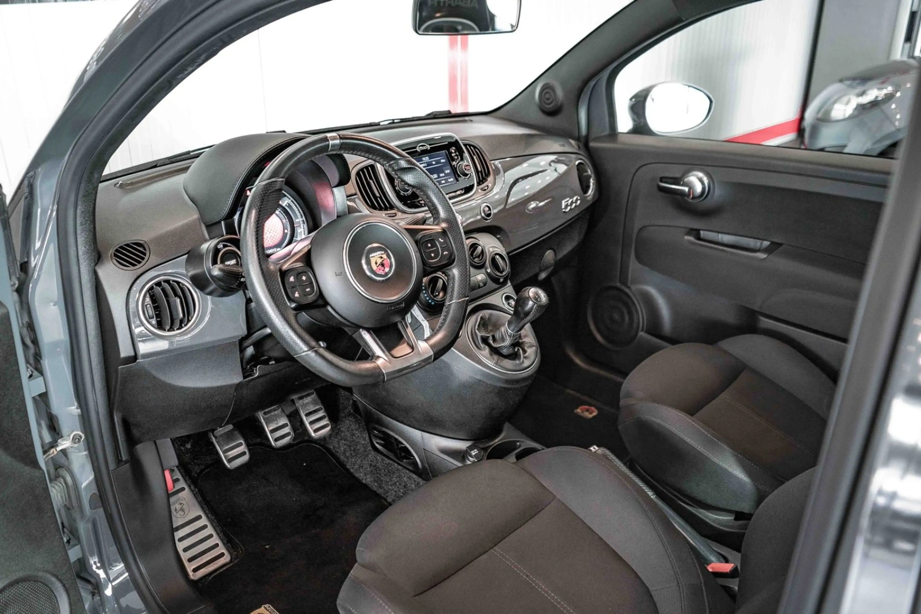 Abarth 500 1.4 T-jet 595 Sonderlack Sportauspuff 16LM — photo 11