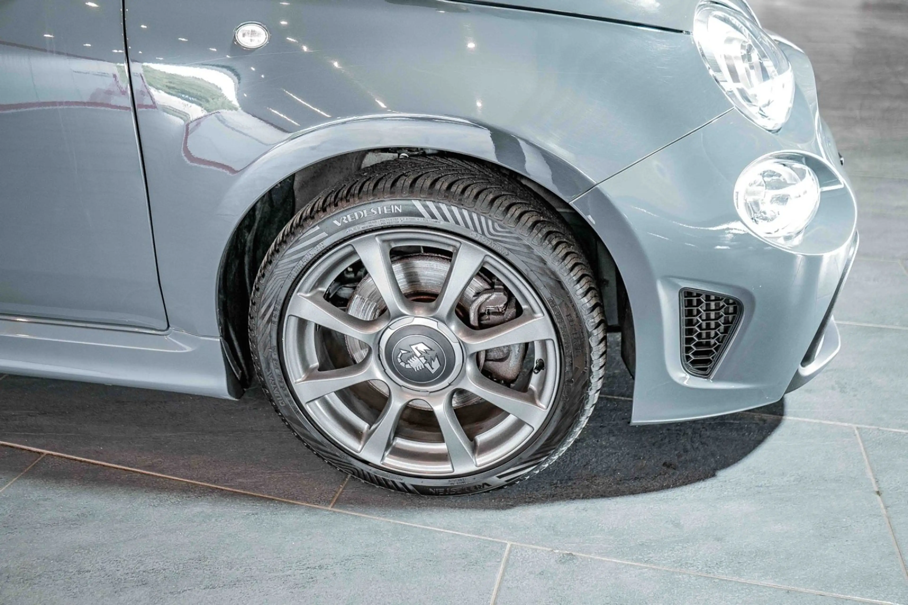 Abarth 500 1.4 T-jet 595 Sonderlack Sportauspuff 16LM — photo 4