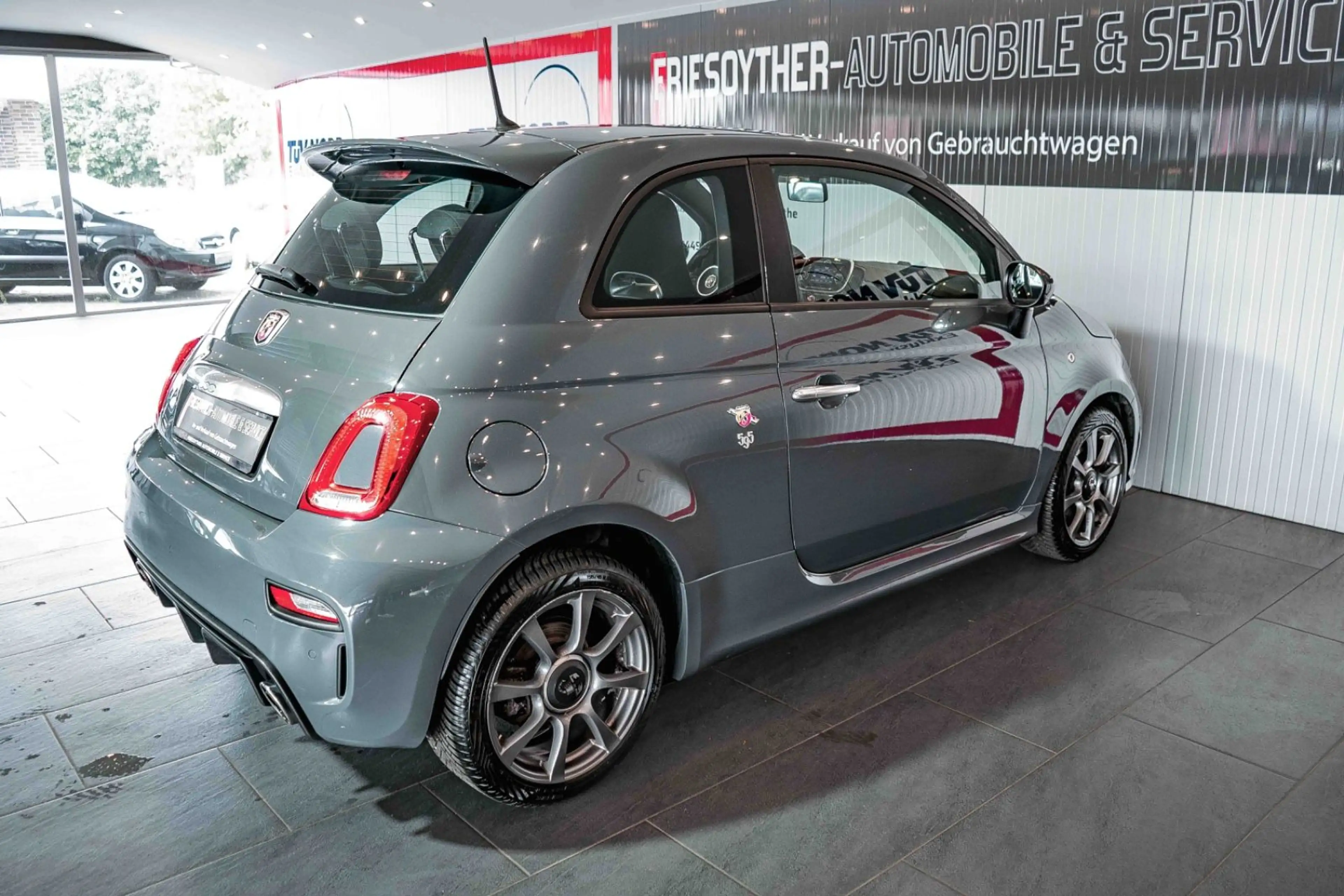 Abarth 500 1.4 T-jet 595 Sonderlack Sportauspuff 16LM — photo 10