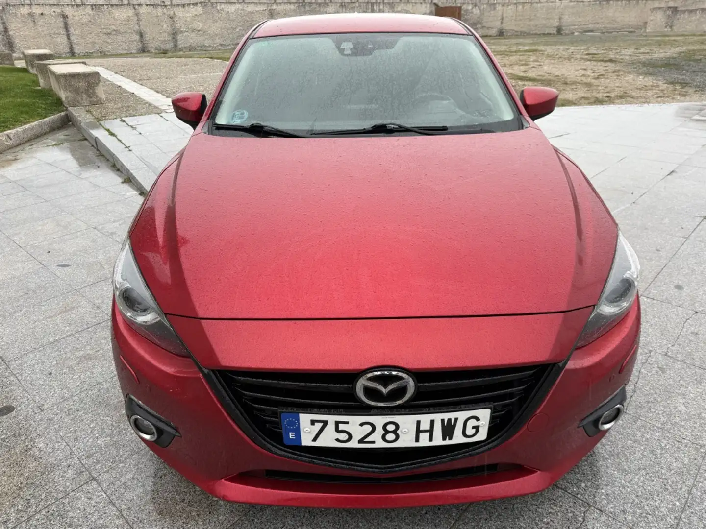 Mazda 3 2.0 Luxury Aut. 120 Rojo - 1