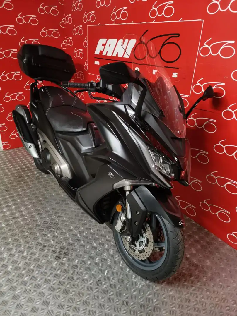 Kymco AK 550 - Negro - 2