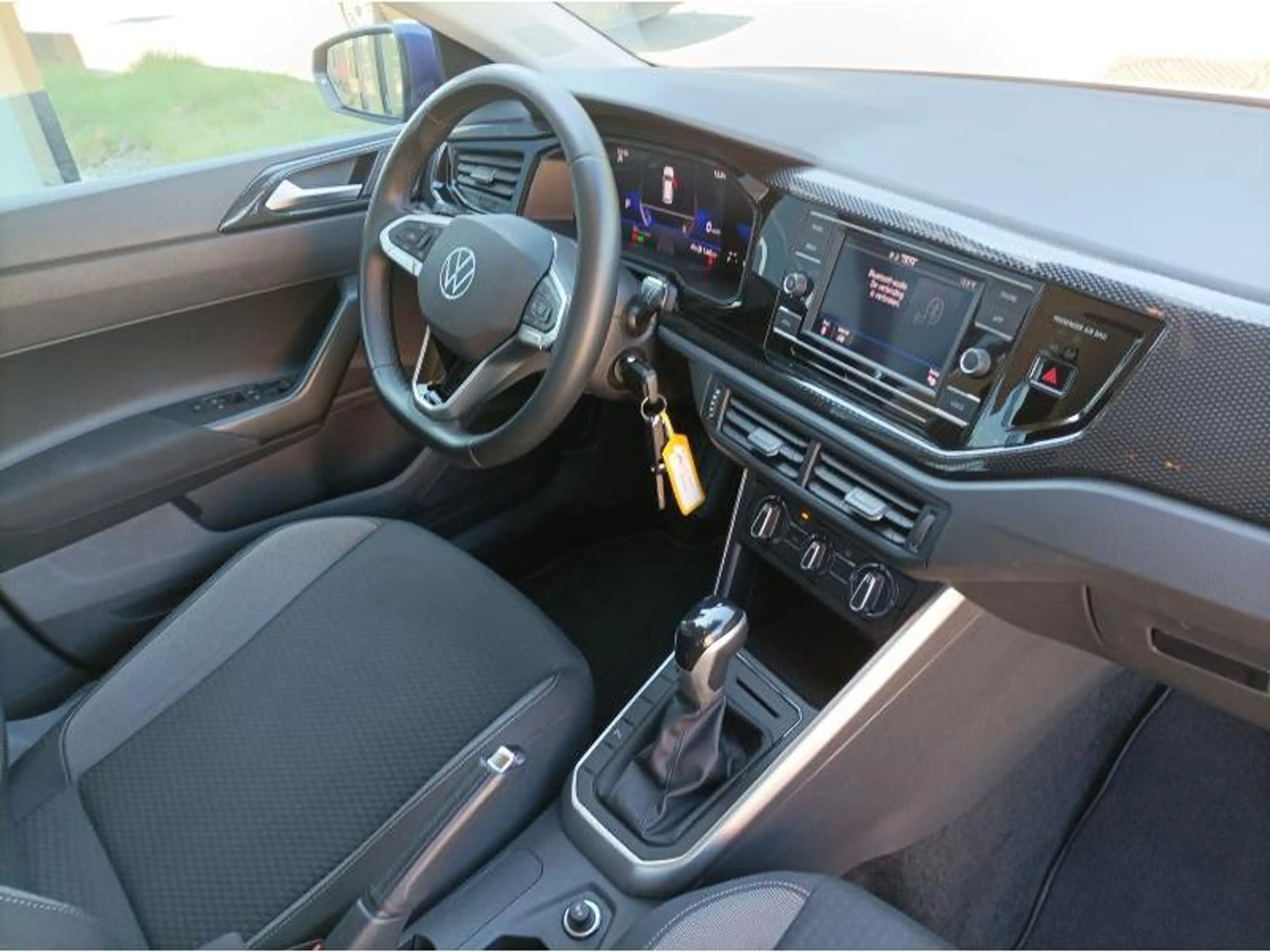 Volkswagen Polo VI Life — photo 10