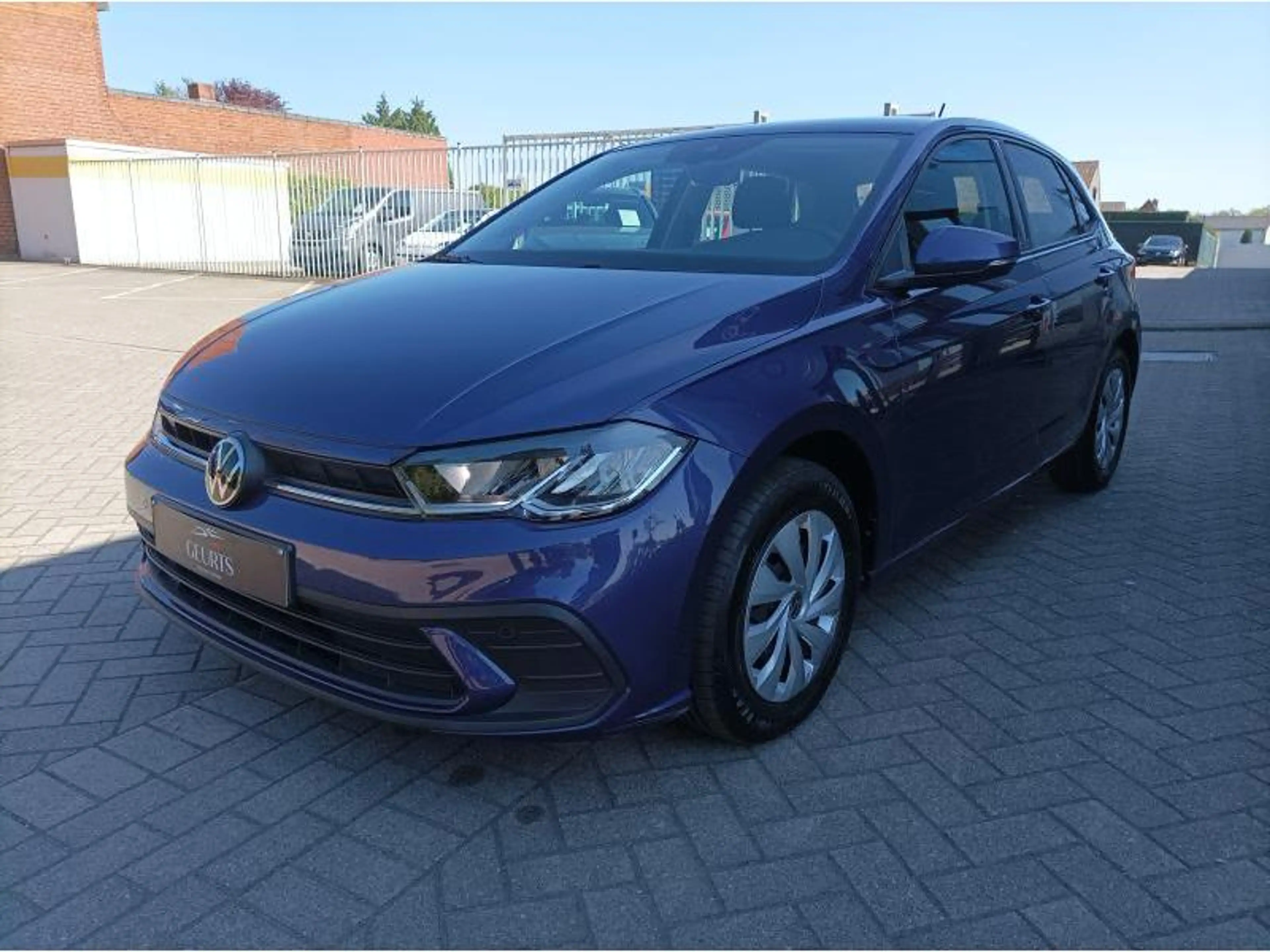 Volkswagen Polo VI Life — photo 4