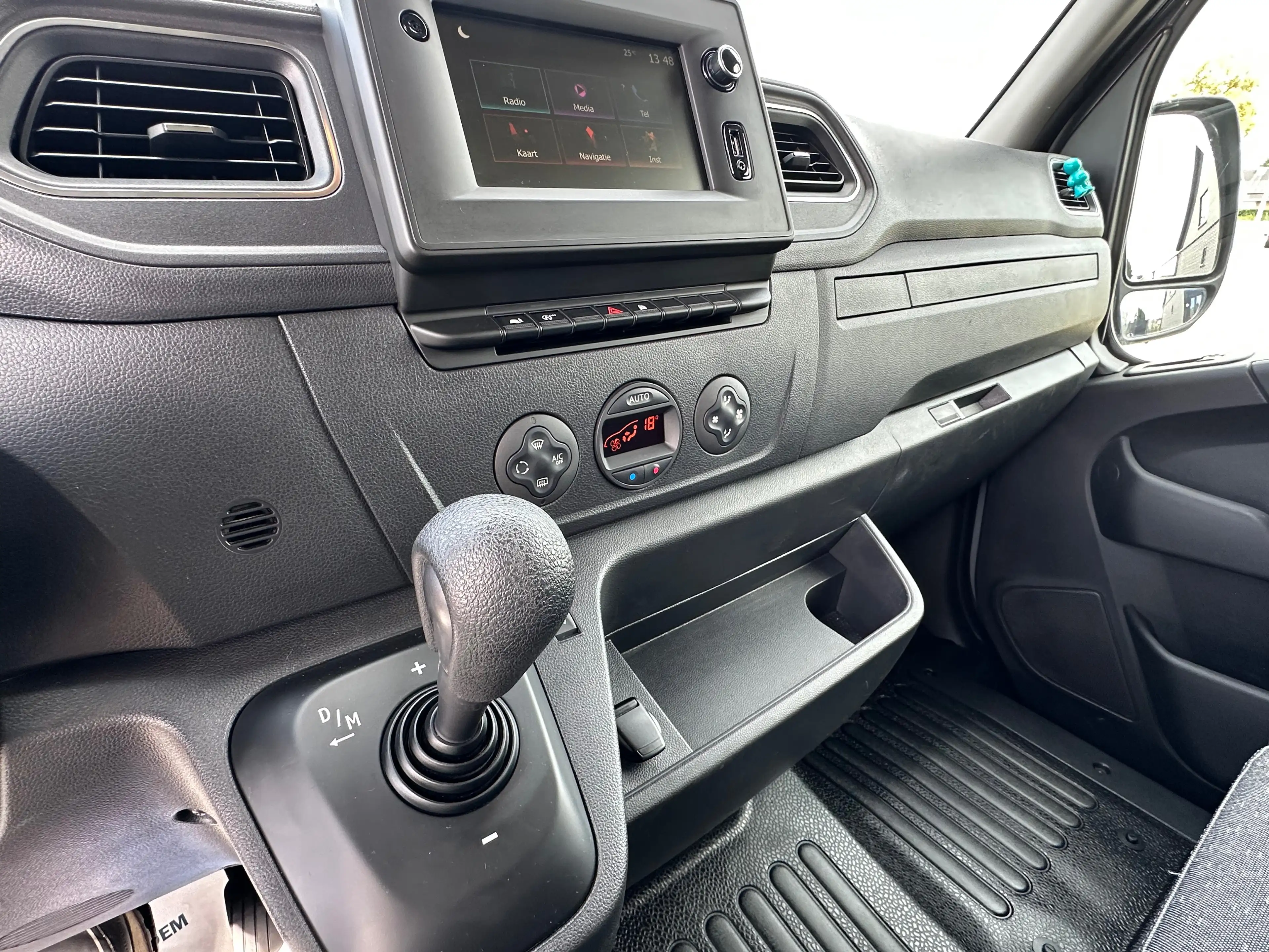 Opel Movano 2.3 Turbo D L2H2 **slechts 15000KM**Automaat*Apple carpl/Android*Camera*1ste eigenaar*Luchtgeveerde zetel* — photo 9