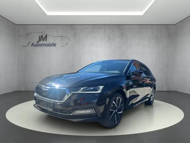 Skoda Octavia view 2