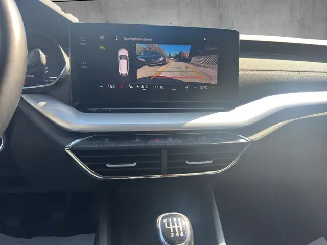Skoda Octavia view 14