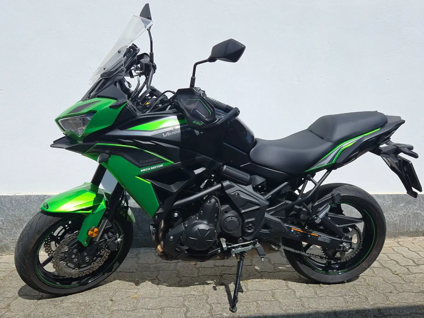 Kawasaki Versys 650 TOURING Groen - 2