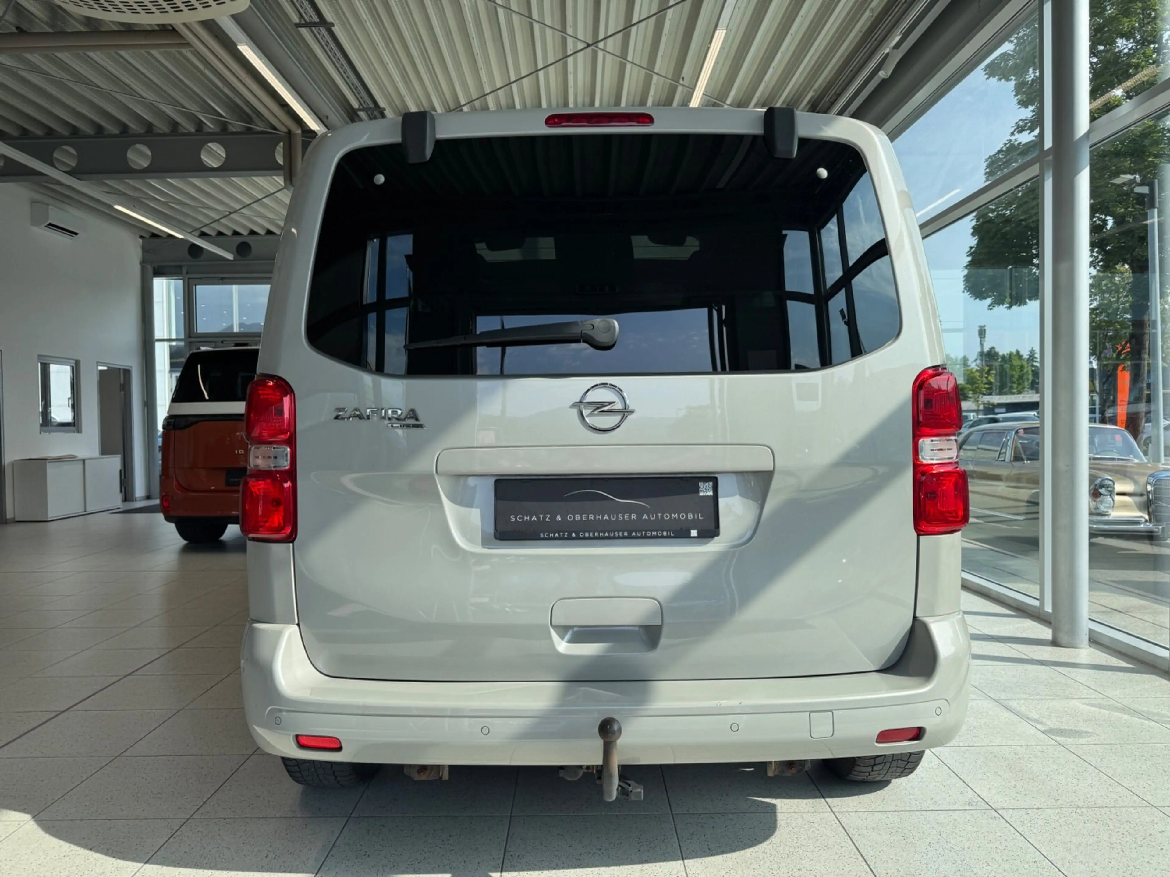Opel Zafira Life S&S Innovation 2,0 CDTI S — photo 7